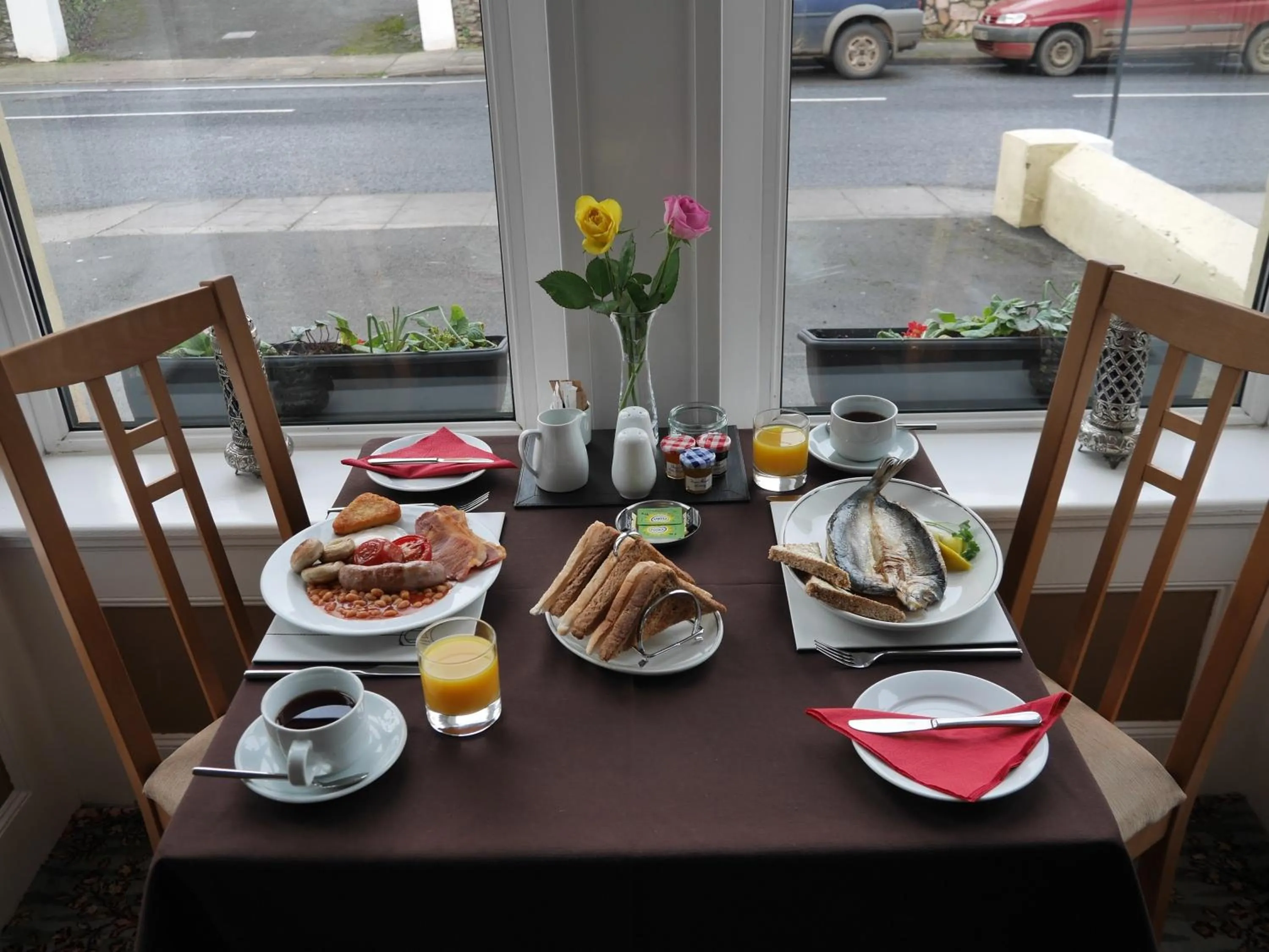 Breakfast in Redlands
