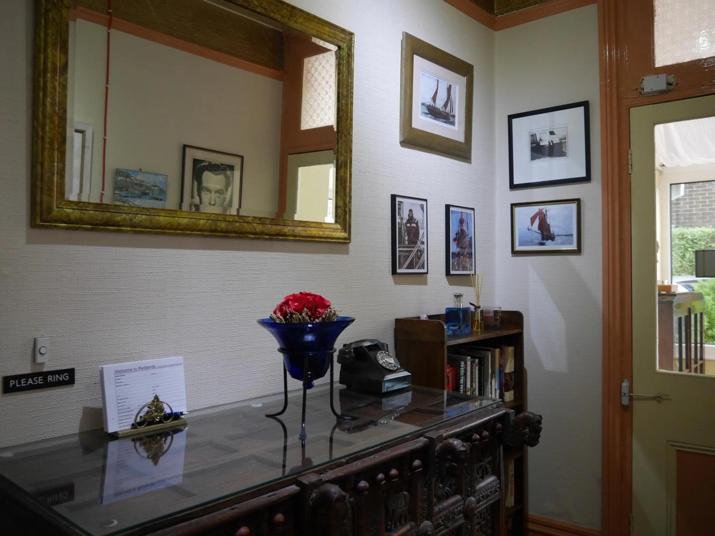 Lobby or reception in Redlands