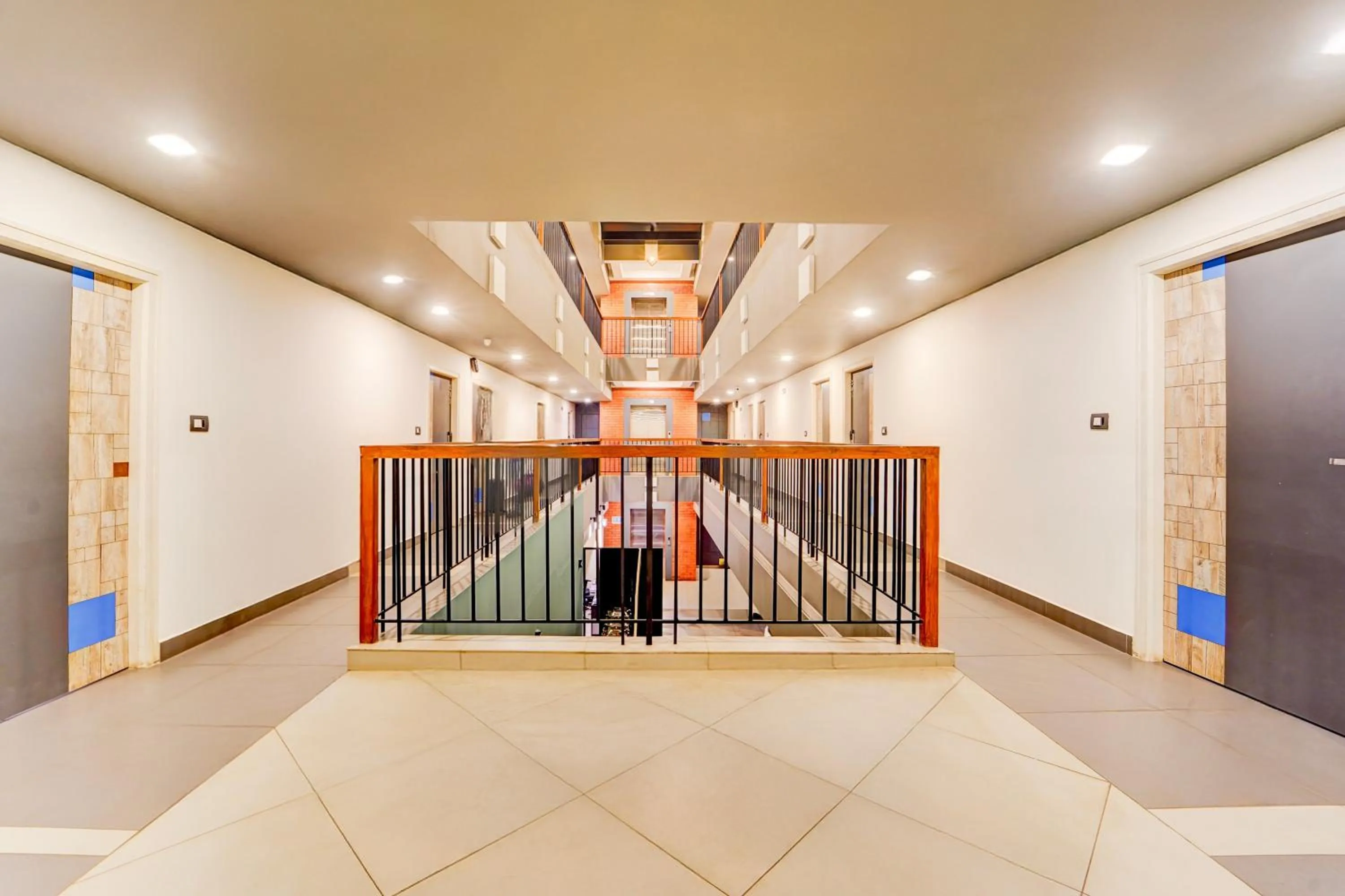 Lobby or reception in Super Townhouse Oak Mangalore