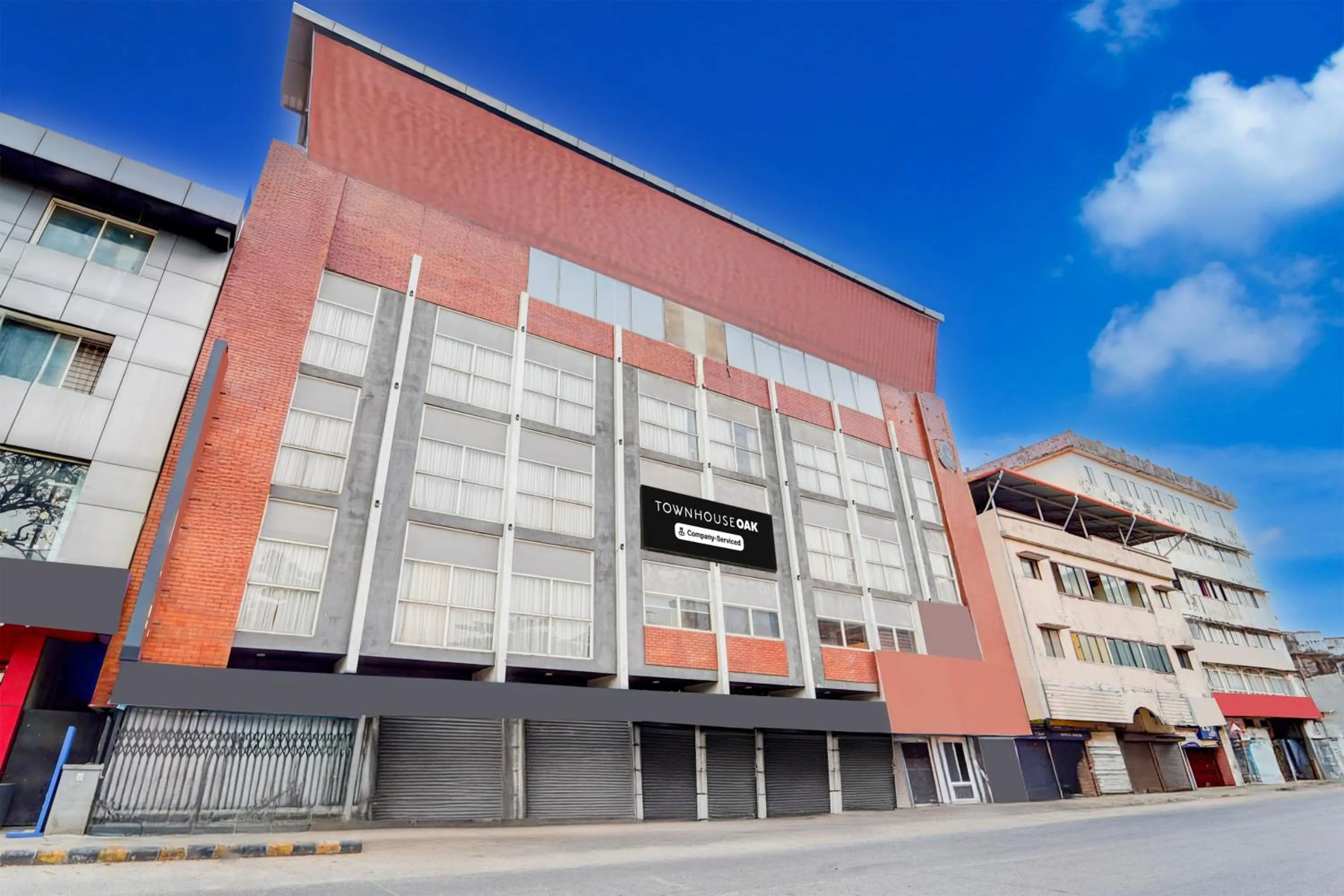 Facade/entrance in Super Townhouse Oak Mangalore
