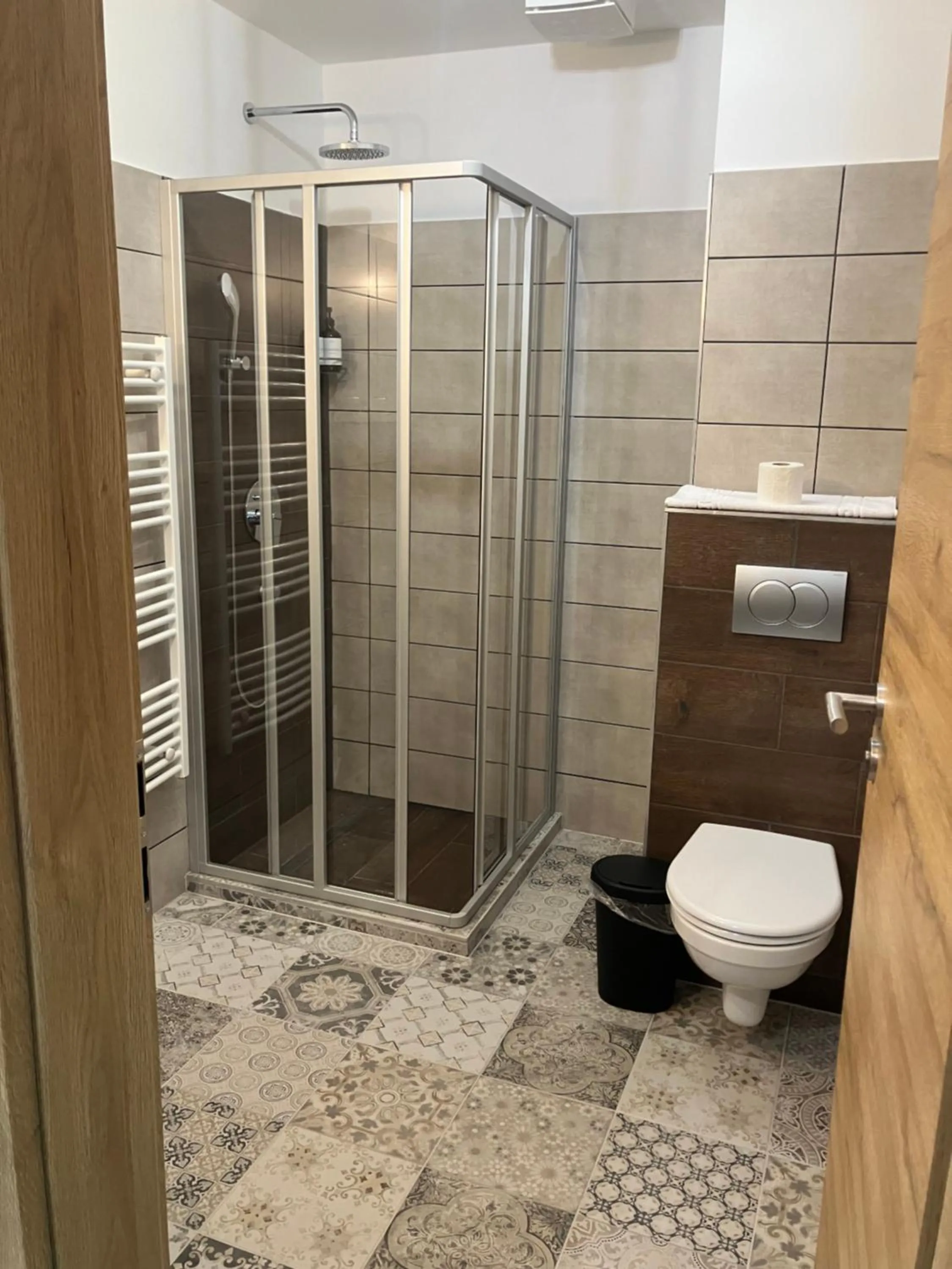 Bathroom in Ludwig Hotel