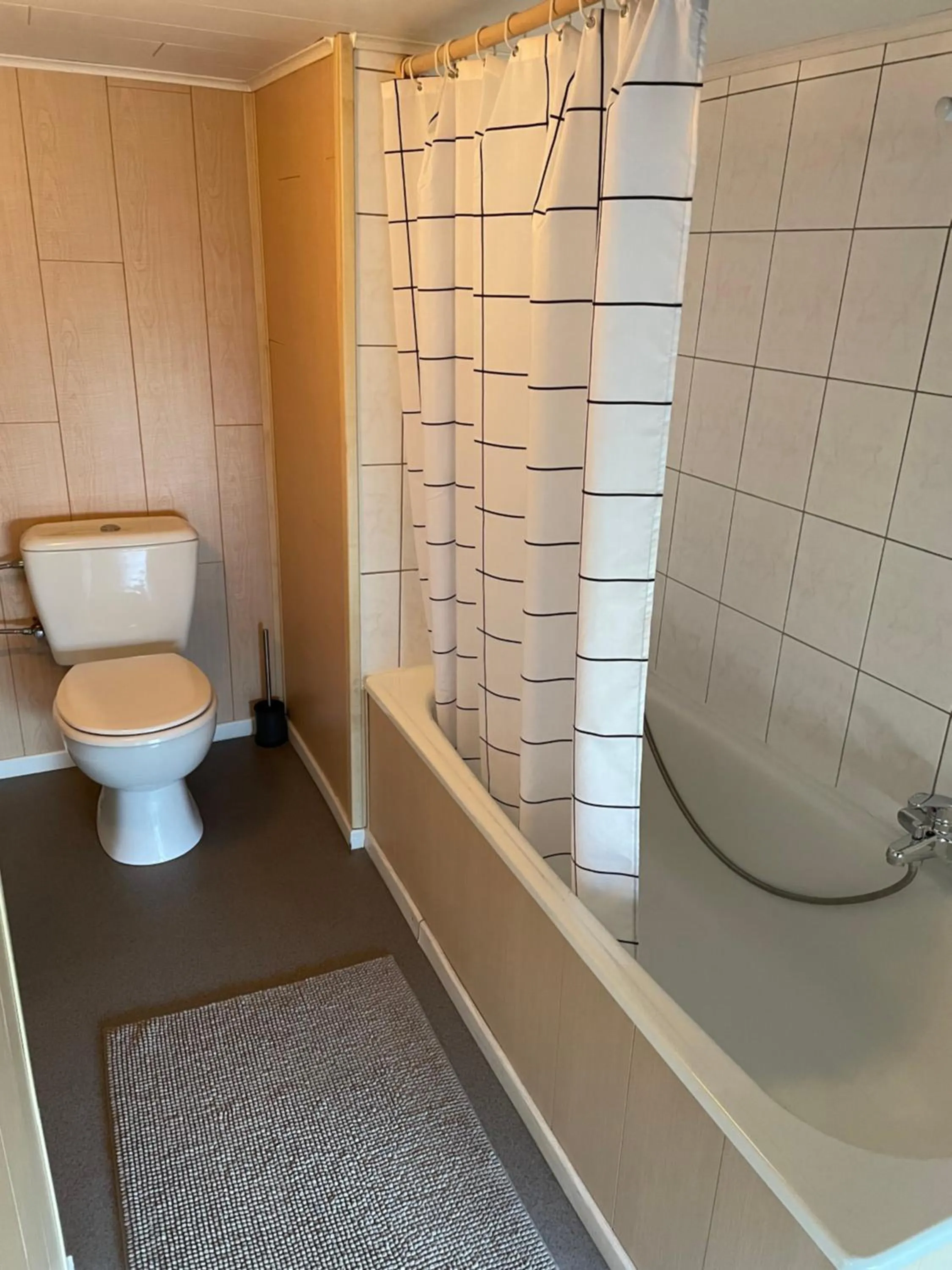 Bathroom in B&B De Notelaar