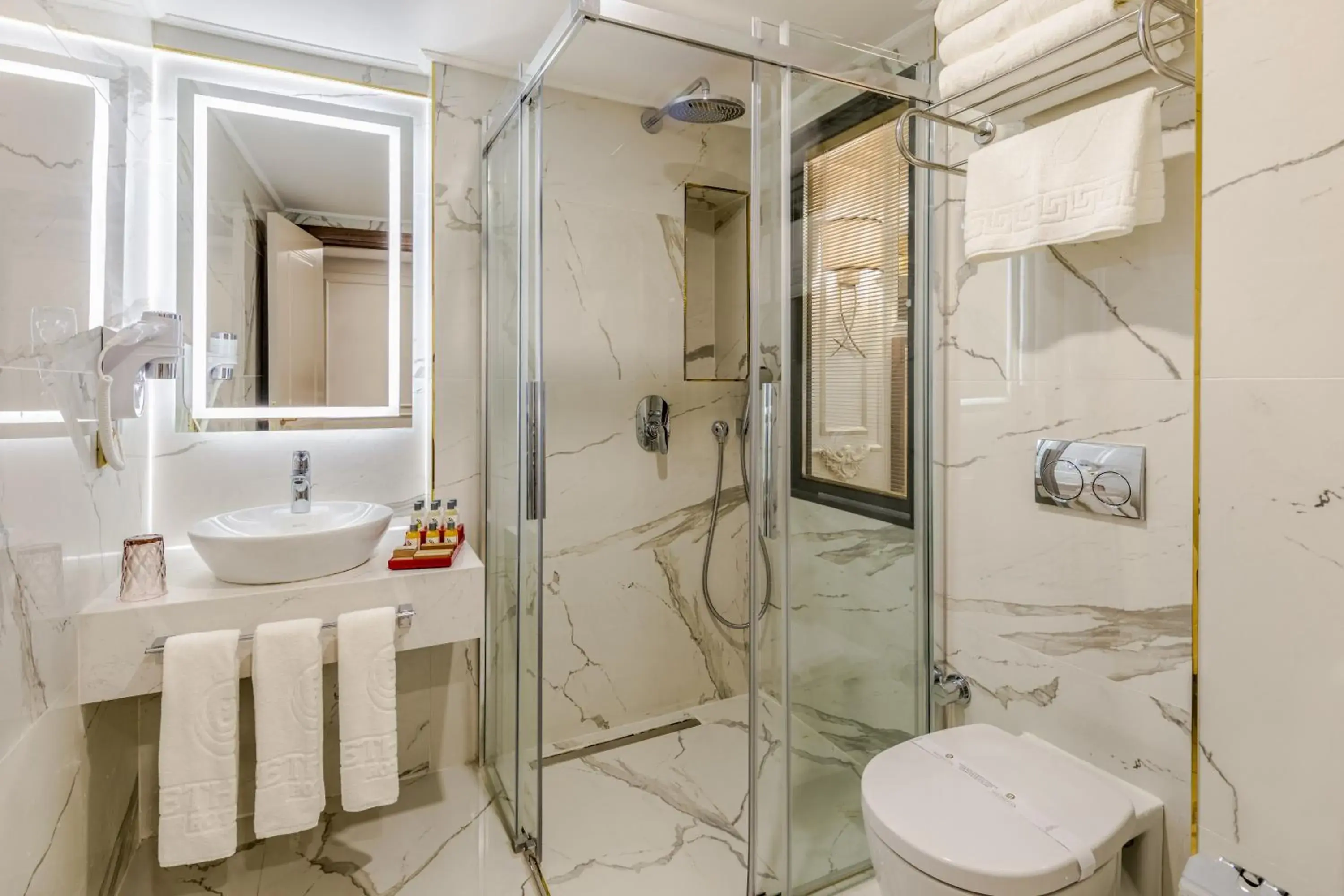 Bathroom in Beethoven Senfoni Hotel Bathroom in Beethoven Senfoni Hotel