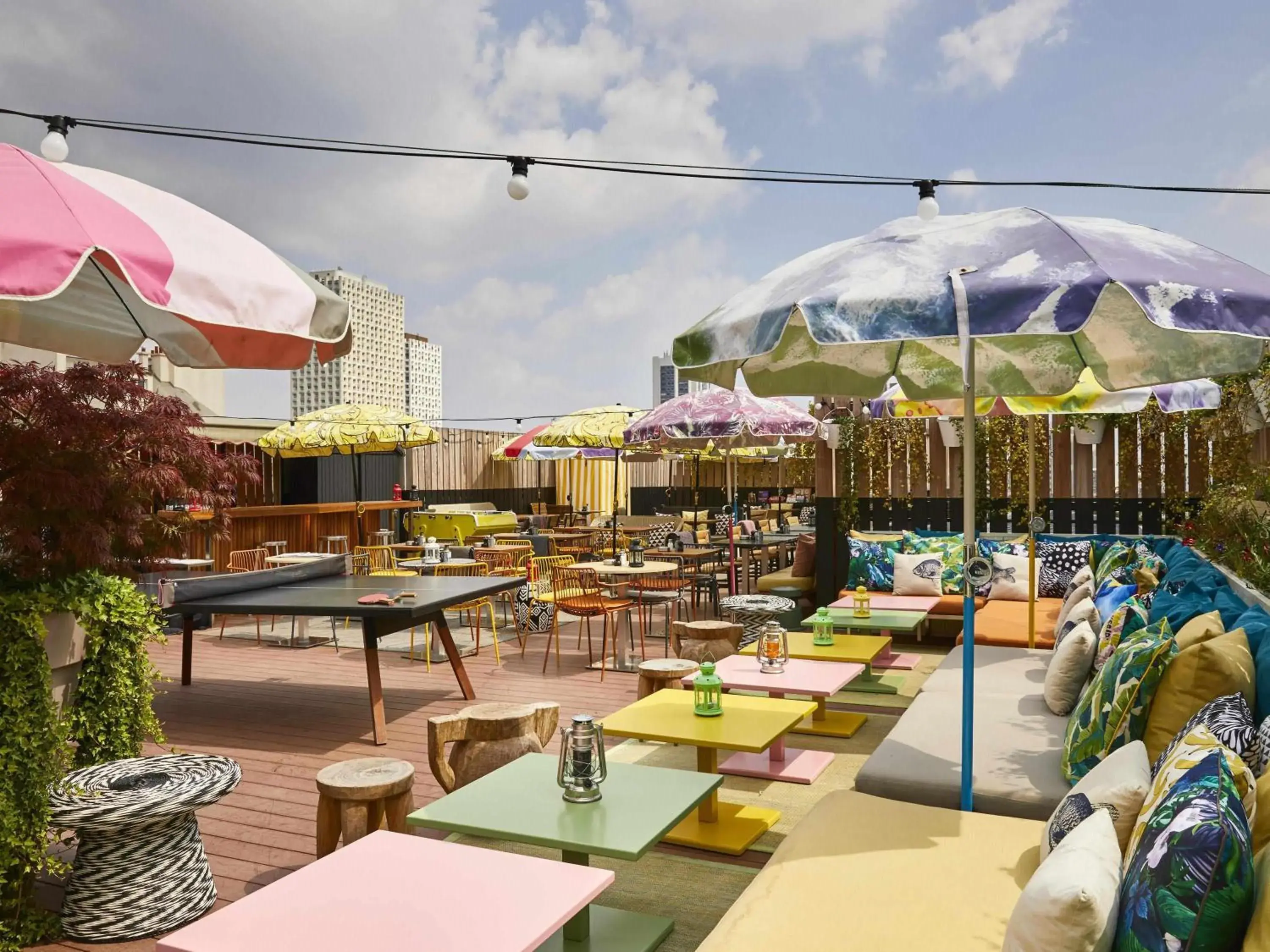 Property building in Mama Shelter Paris East Property building in Mama Shelter Paris East