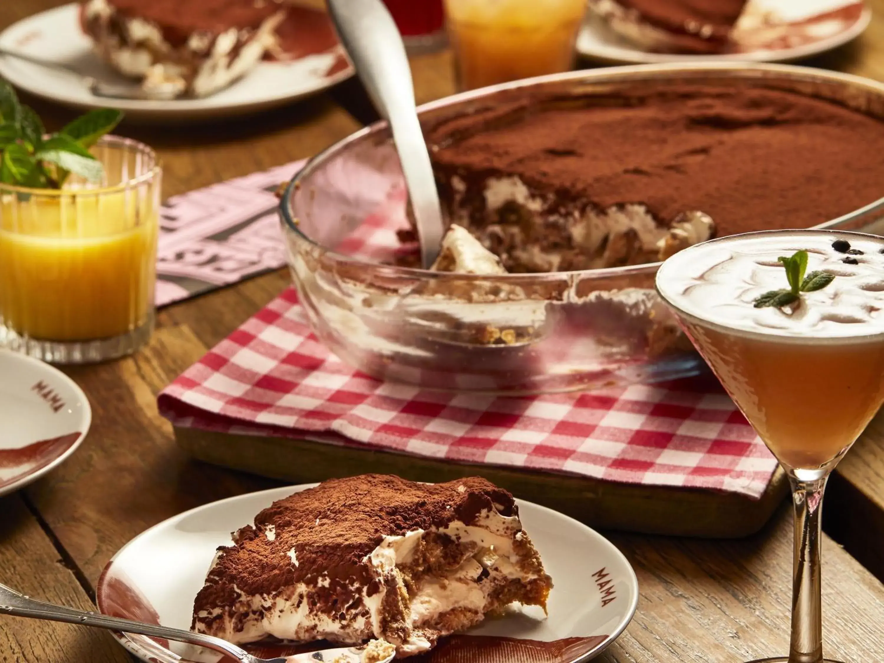 Property building in Mama Shelter Paris East Property building in Mama Shelter Paris East