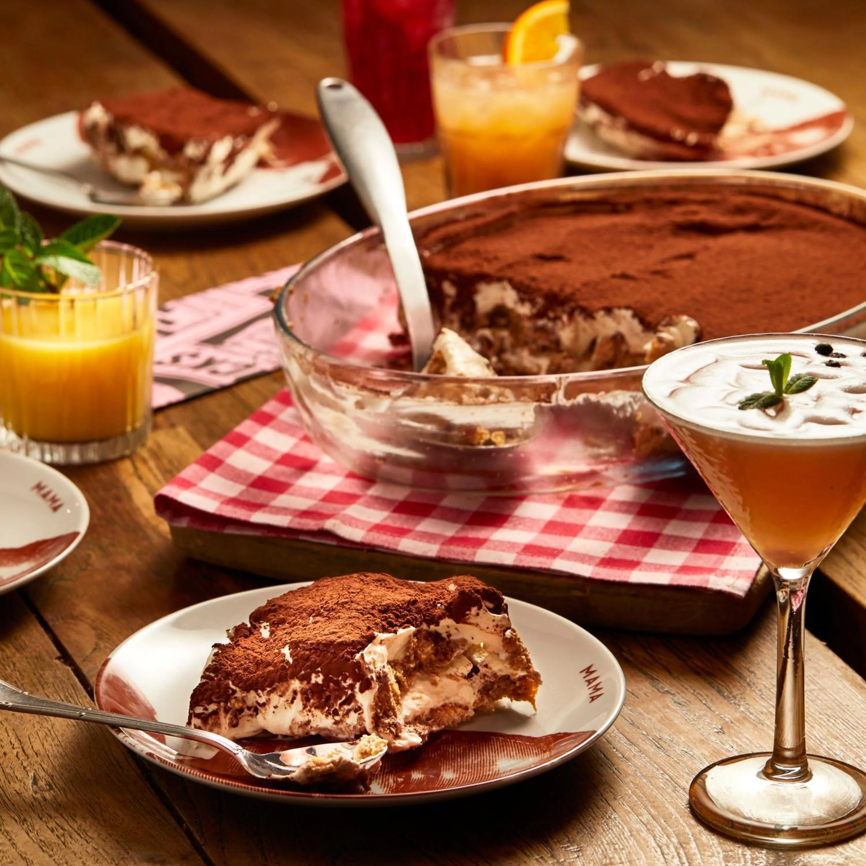 Food and drinks in Mama Shelter Paris East