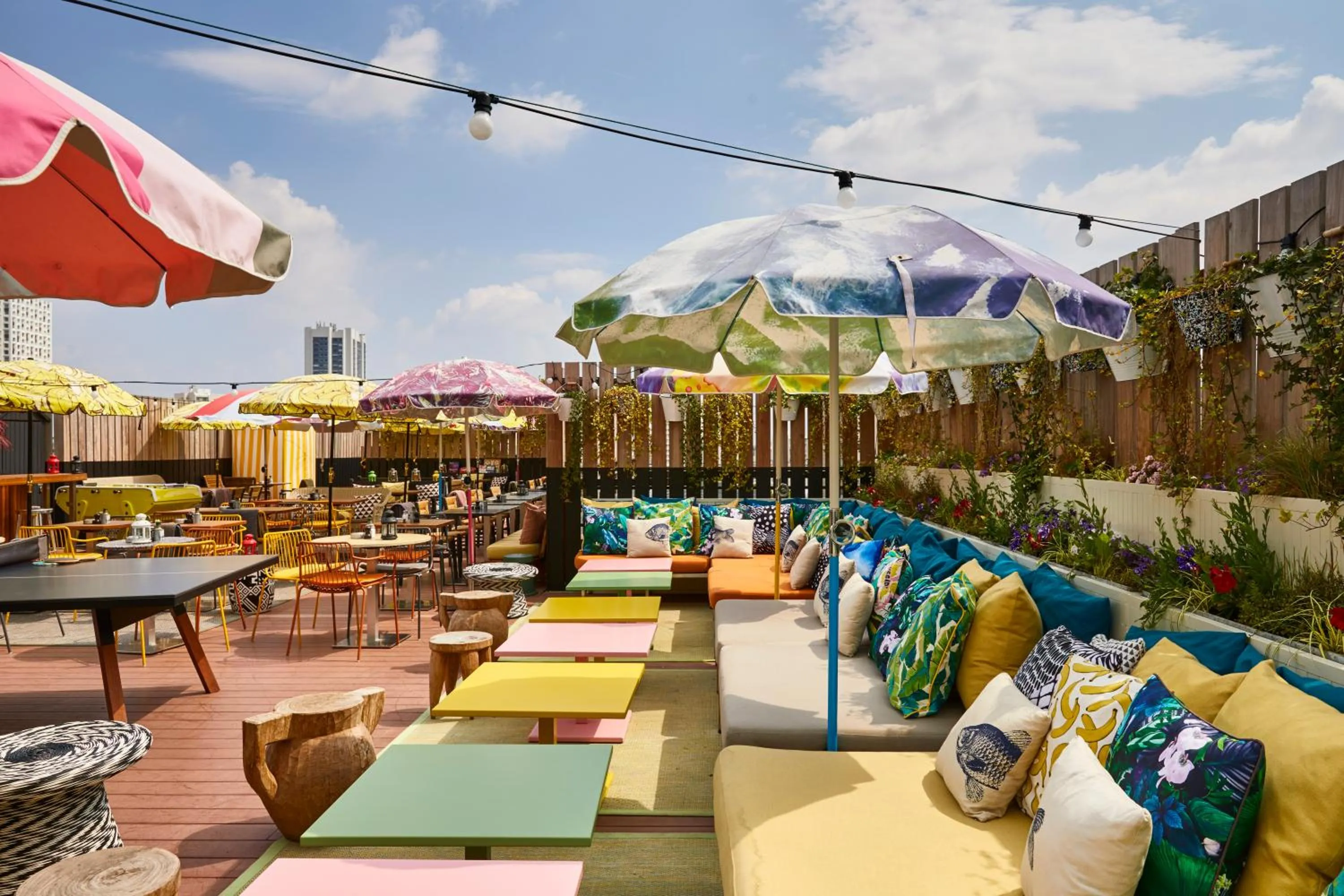 Patio in Mama Shelter Paris East