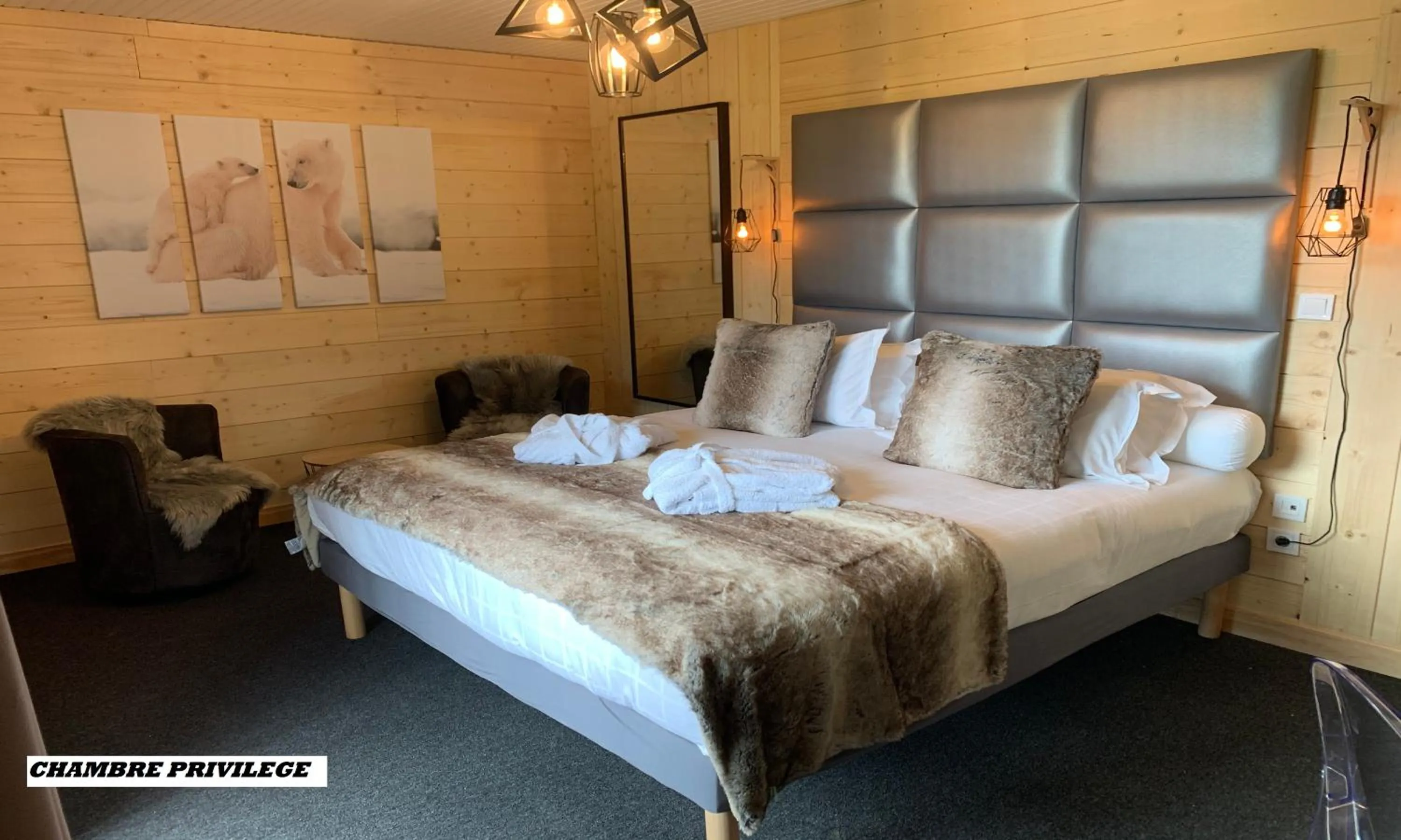 Photo of the whole room, Bed in Hotel Le Panorama