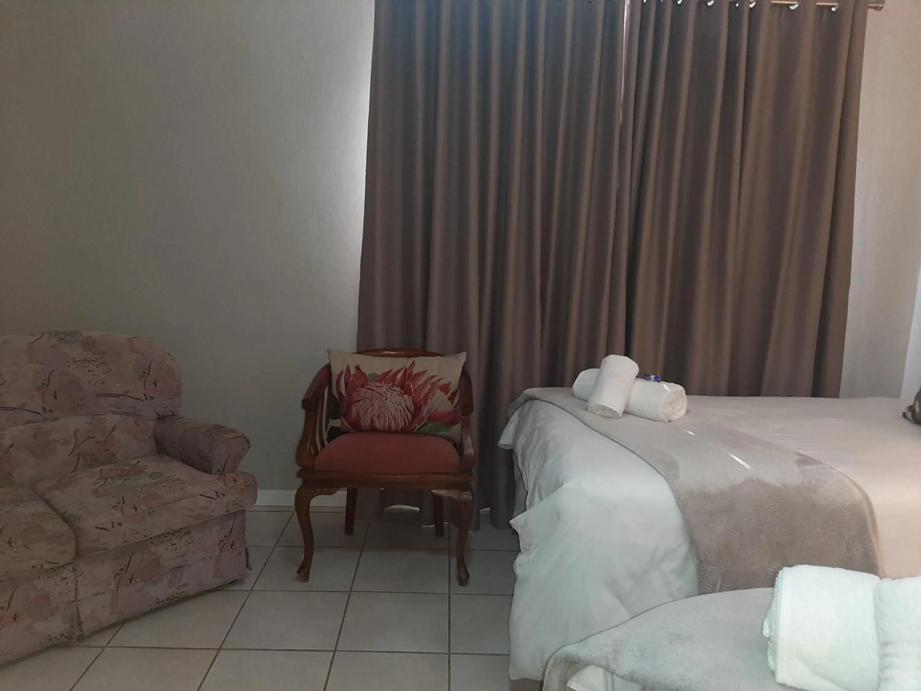 Bed in St George's Guest House