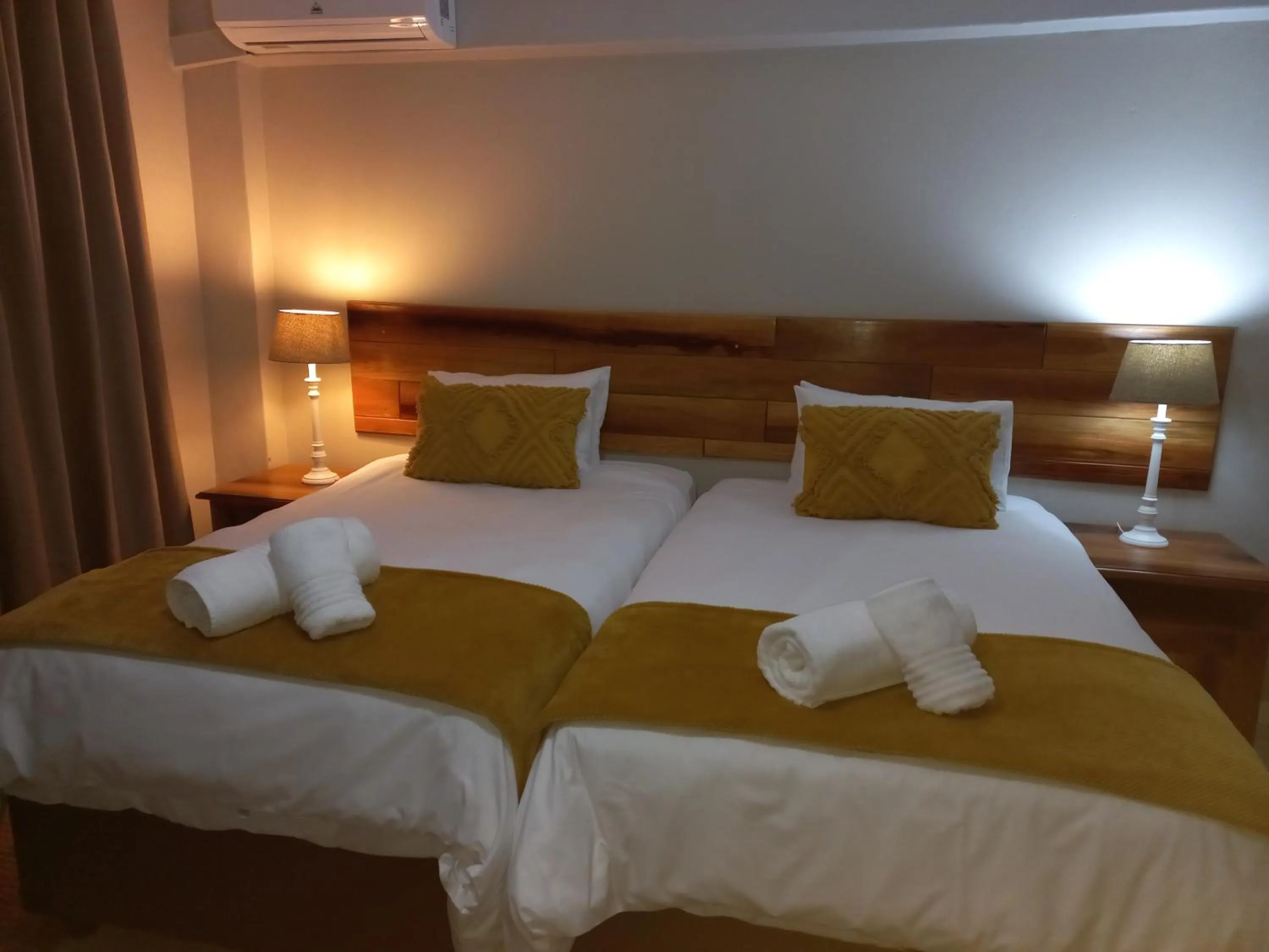 Bed in St George's Guest House