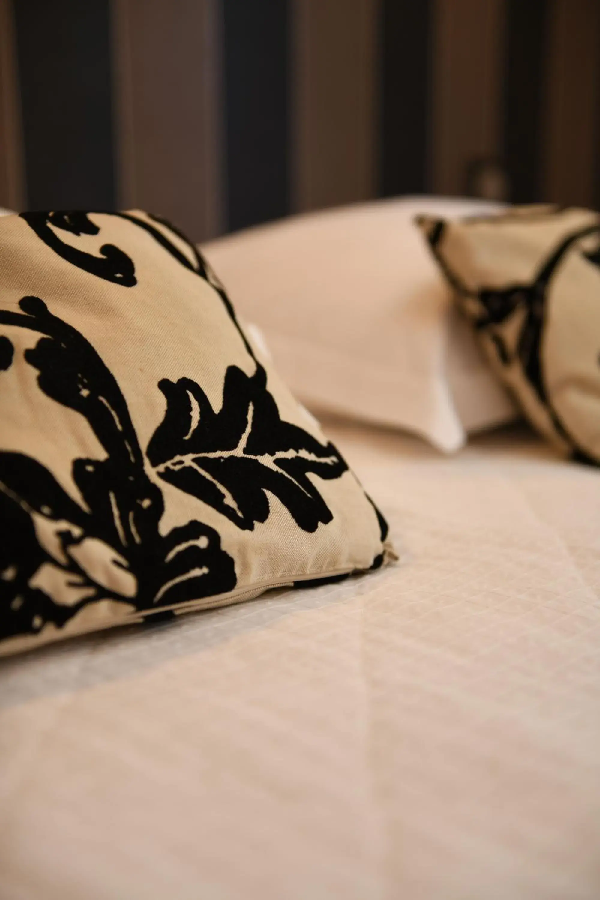 Bed in Hotel du Commerce Bed in Hotel du Commerce