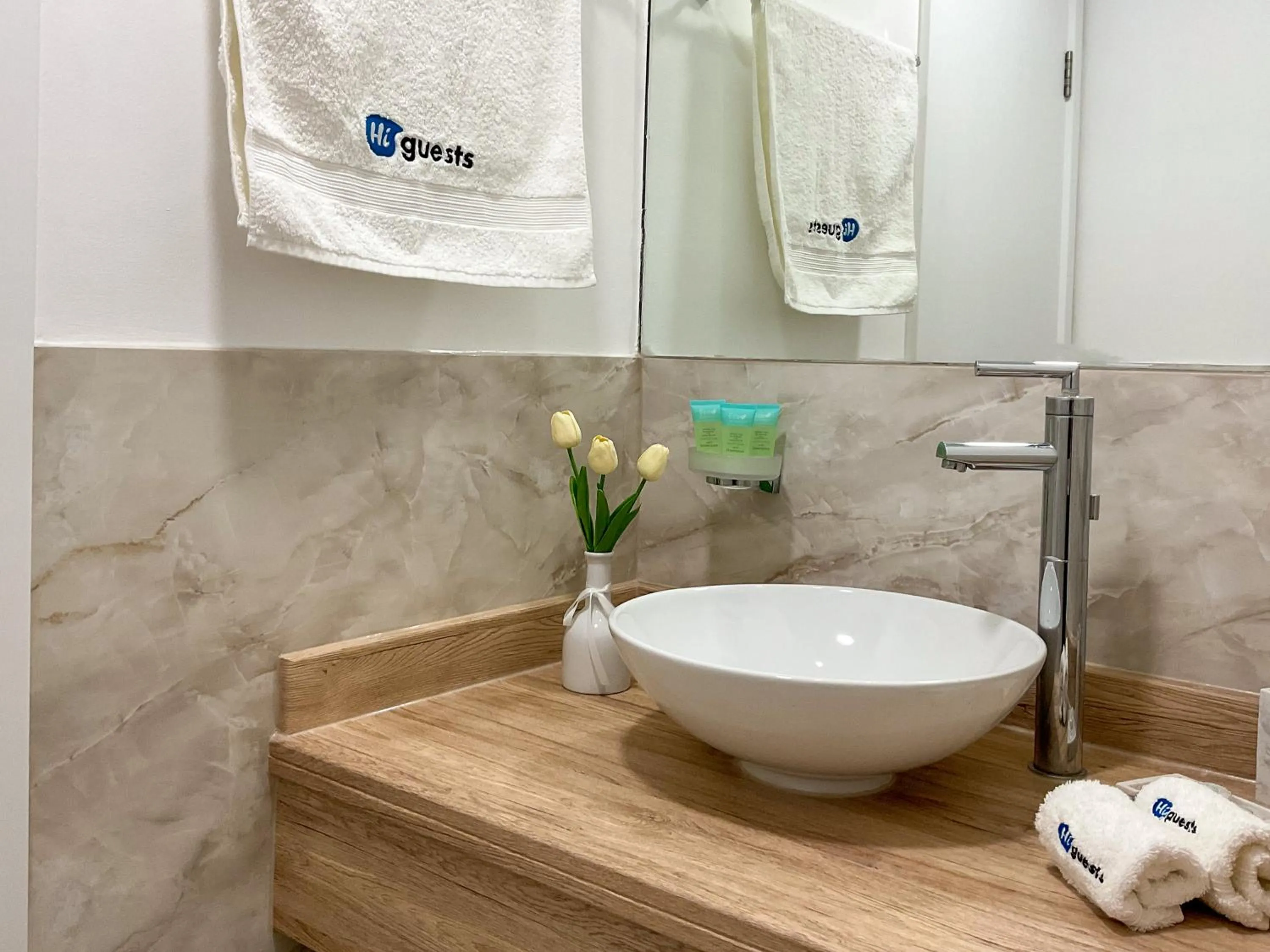 Bathroom in HiGuests - Amazing Sea Views from this 2BR Apt in JBR