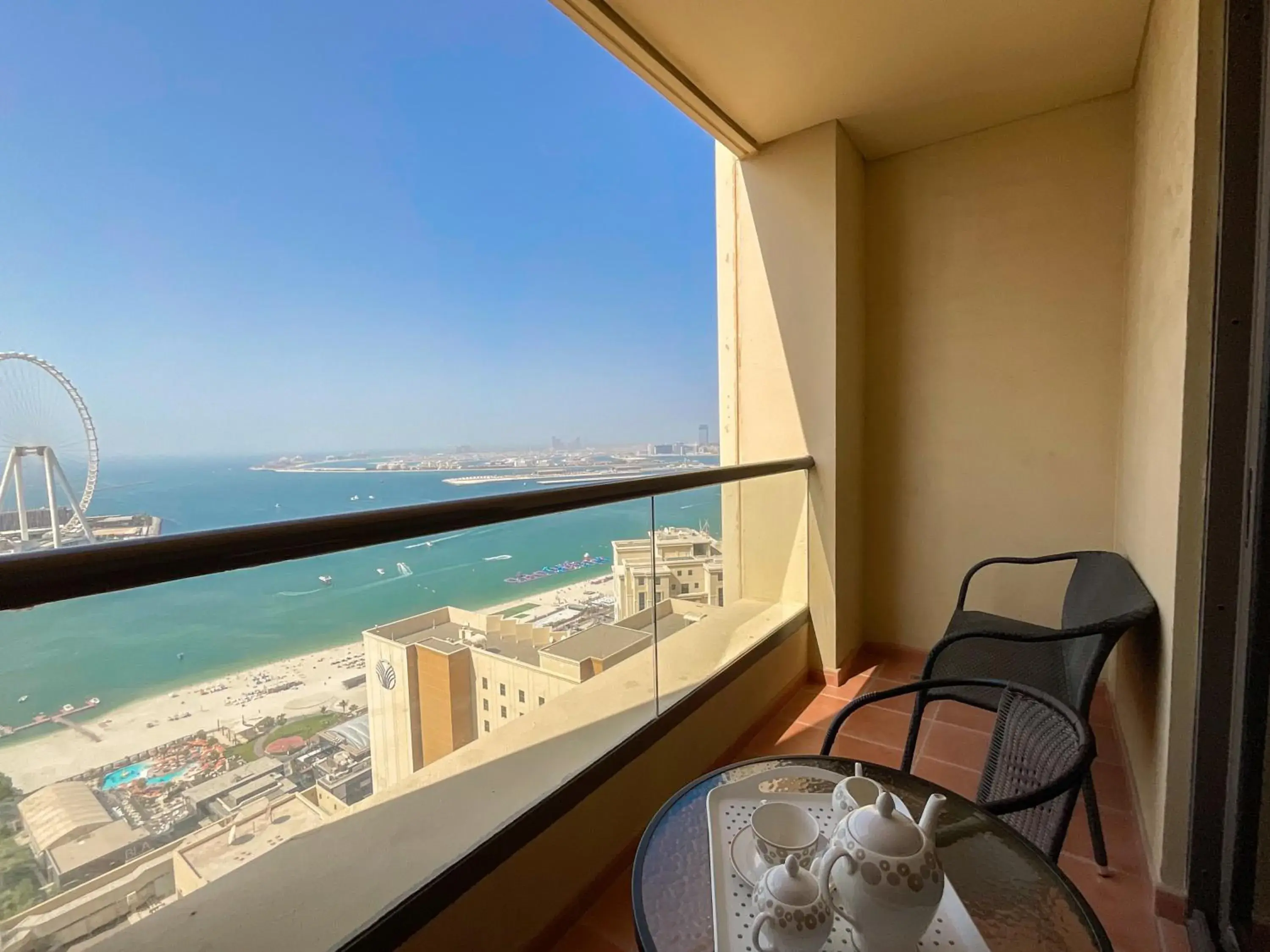 HiGuests - Amazing Sea Views from this 2BR Apt in JBR HiGuests - Amazing Sea Views from this 2BR Apt in JBR