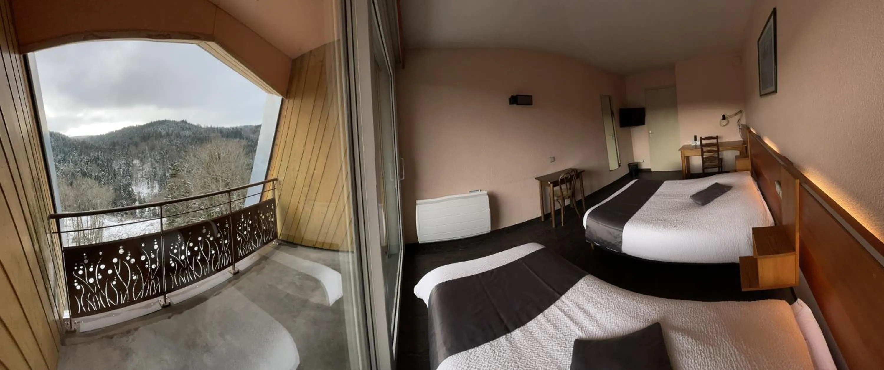 Triple Room with Panorama View in Hostel de La Grande Cascade