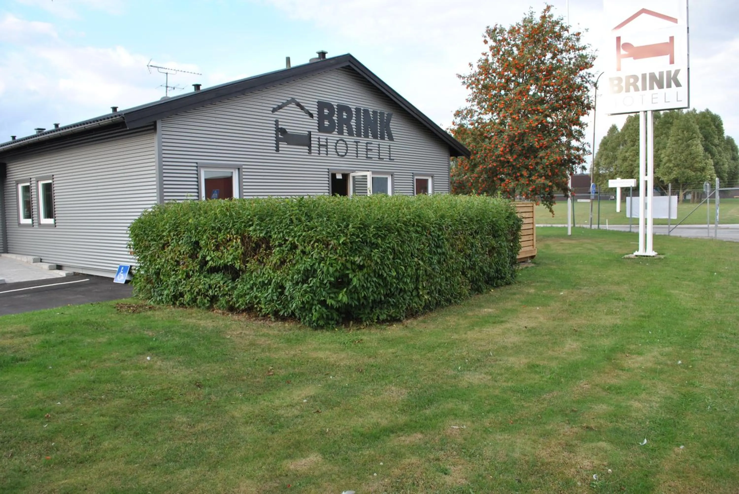 Facade/entrance in Brink Hotell
