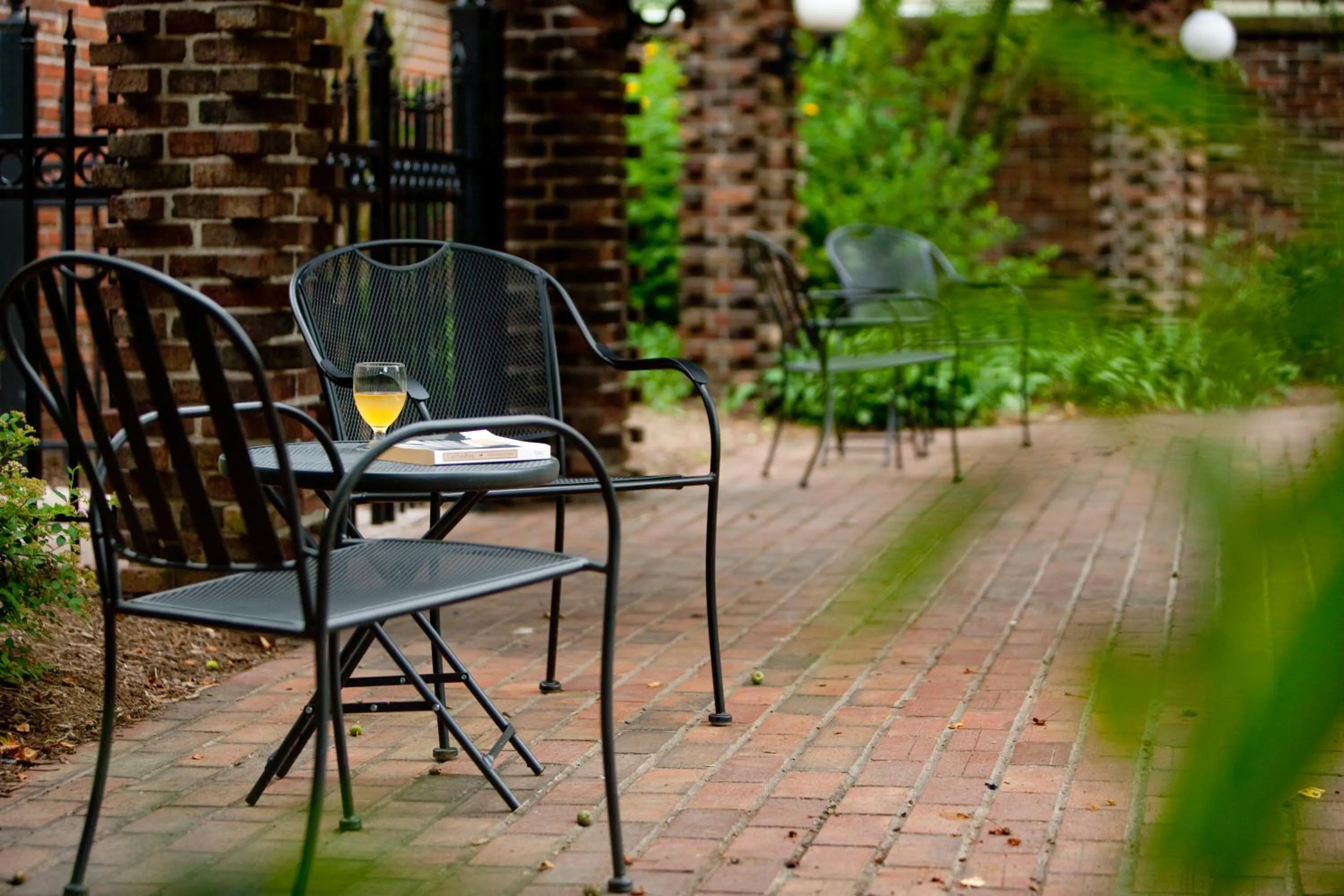 Garden in Showers Inn