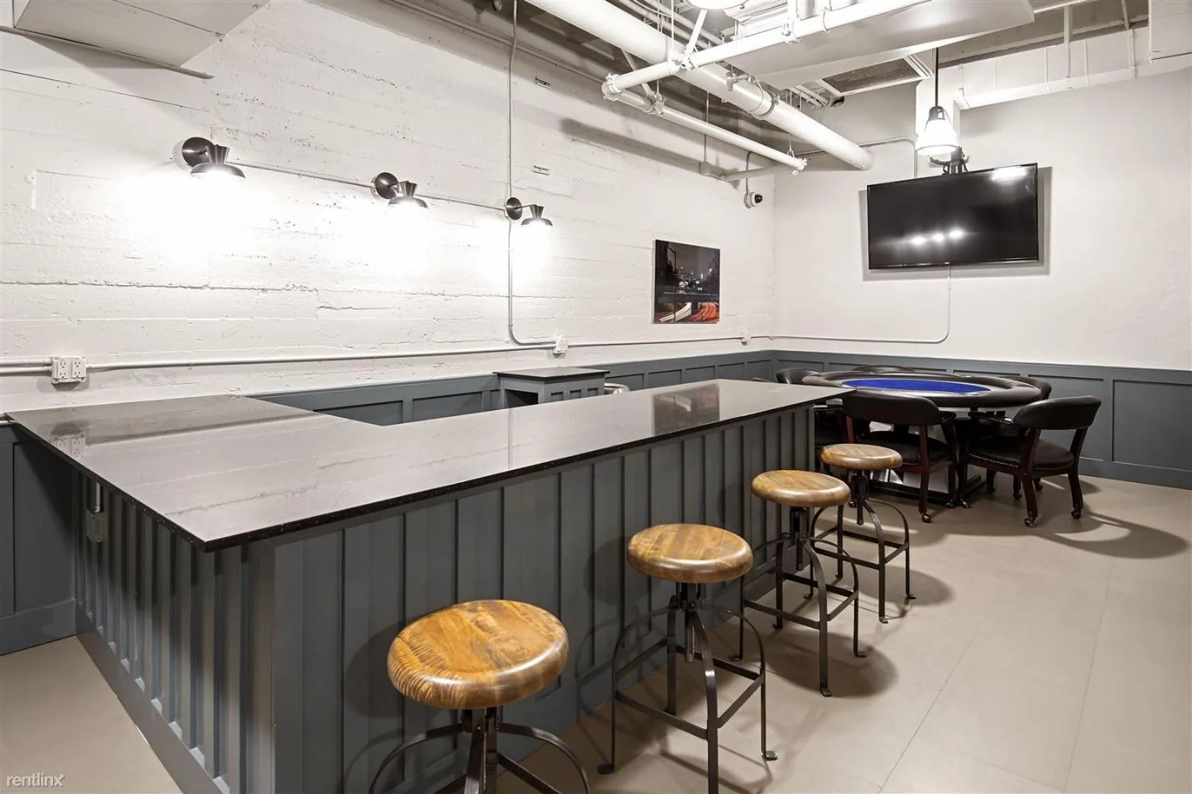 Game Room in Fashion Loft 2 bedroom Downtown