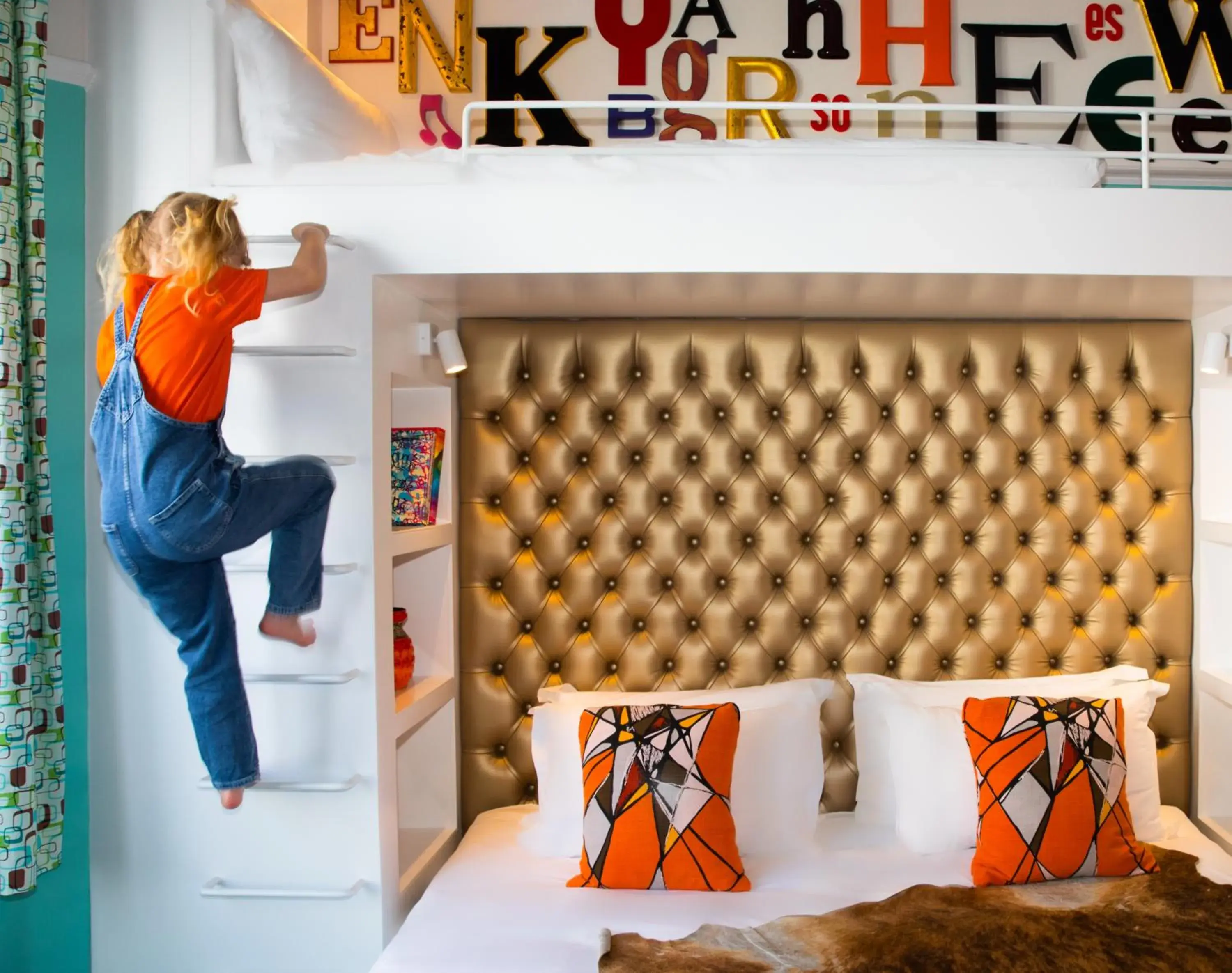 Bed in Snooze Bed in Snooze