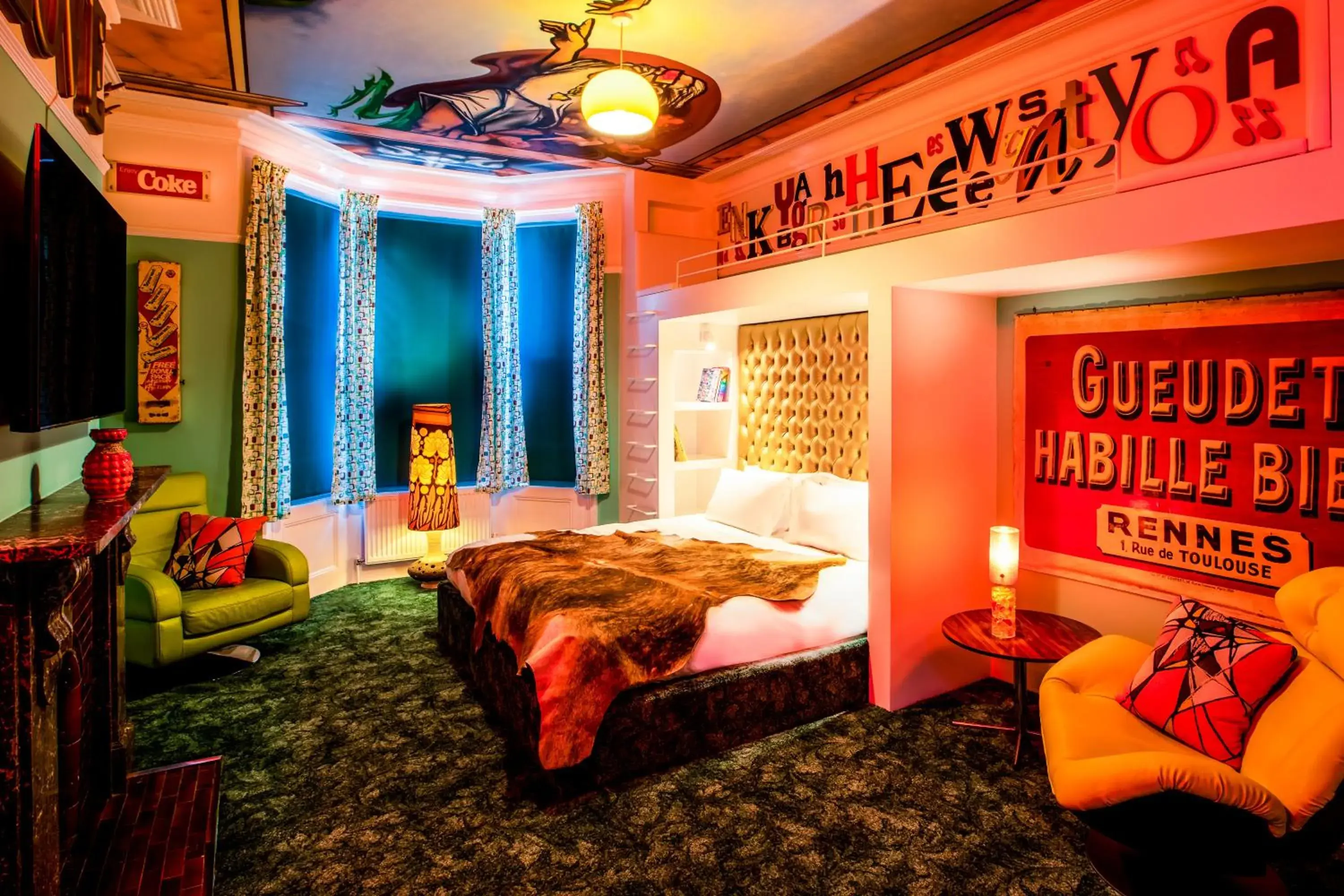 Bed in Snooze Bed in Snooze