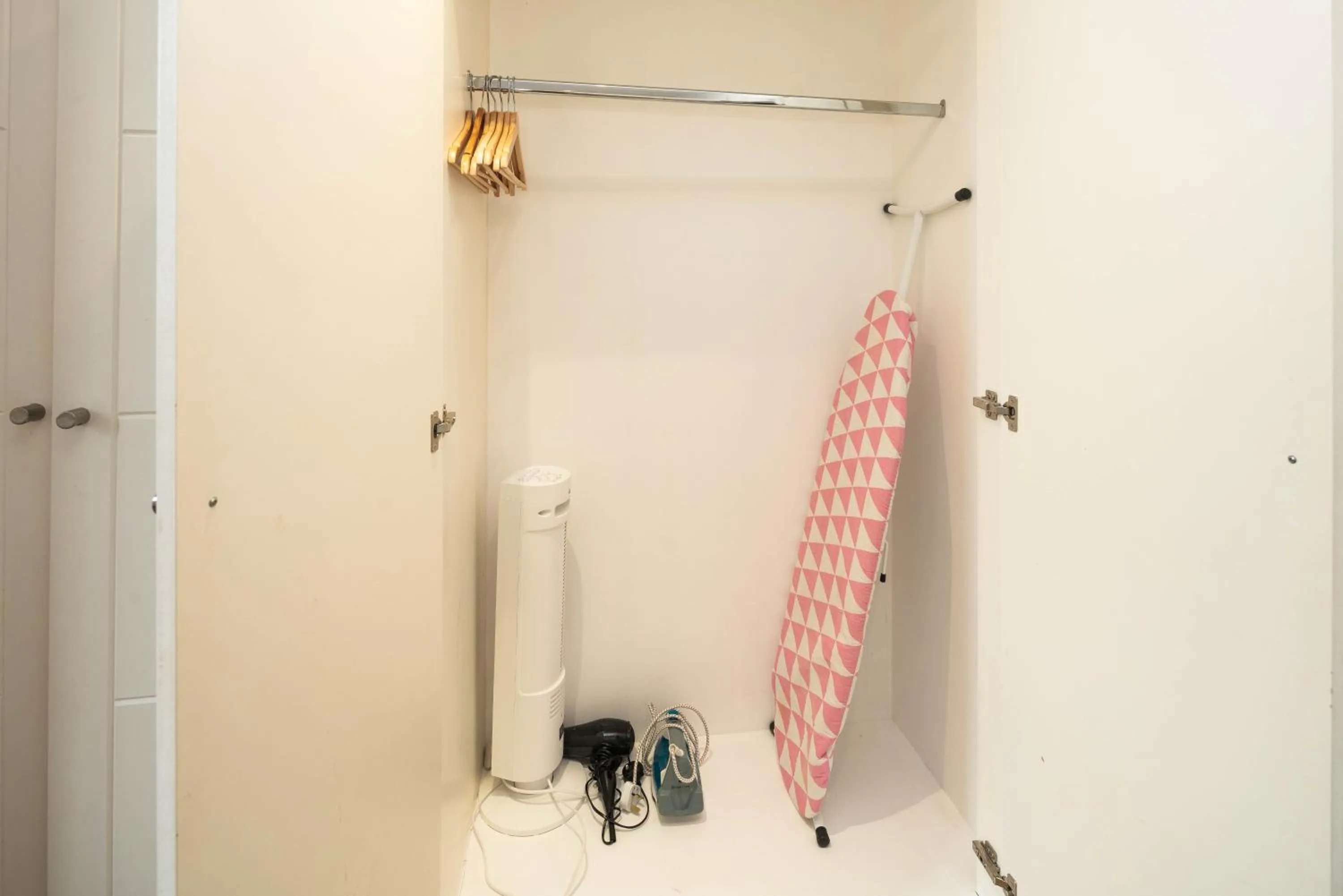 wardrobe in Simple Stay