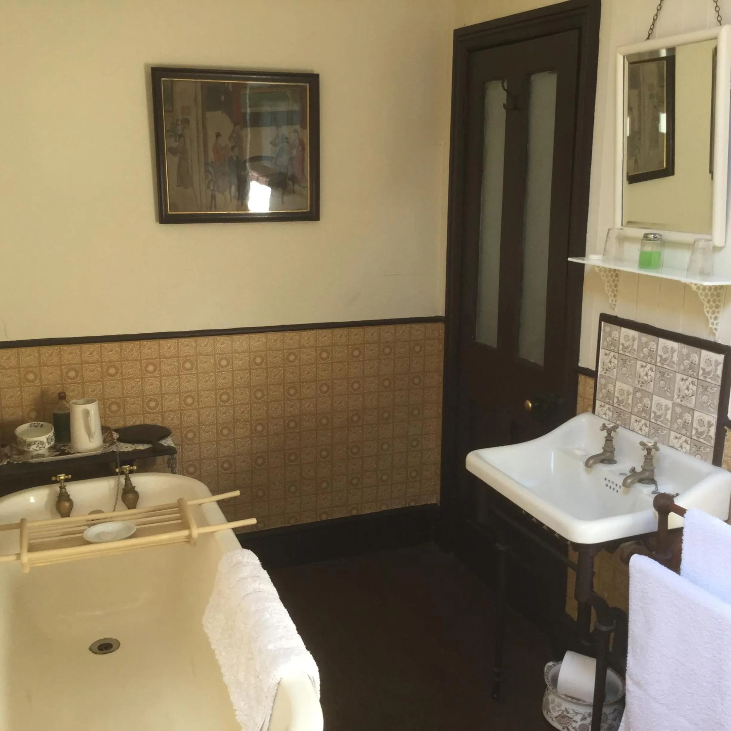 Bathroom in St Benedict - Victorian Bed and Breakfast