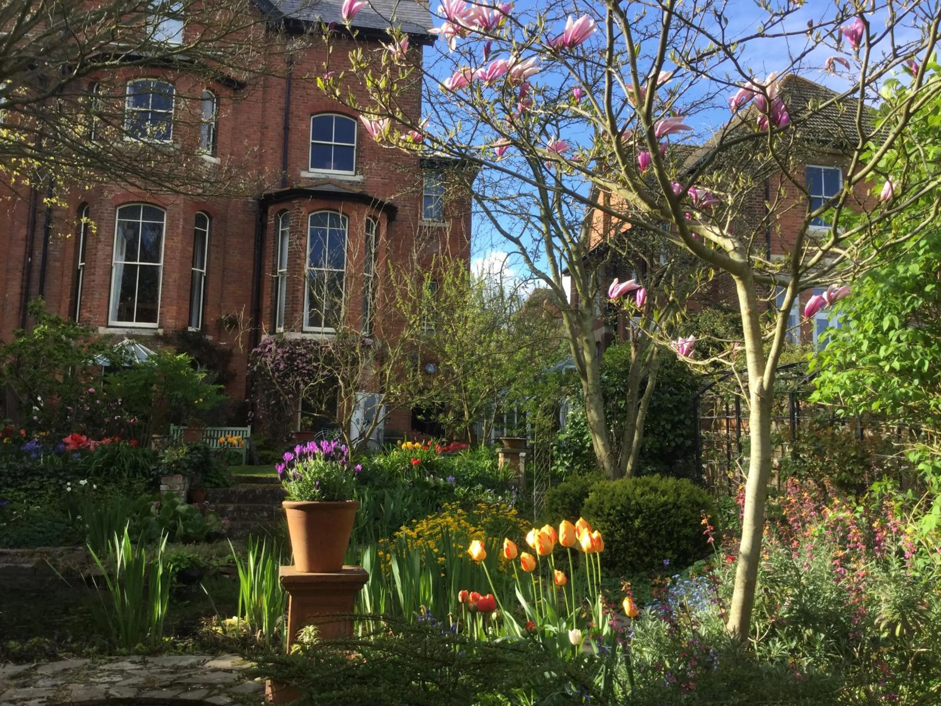 Spring in St Benedict - Victorian Bed and Breakfast