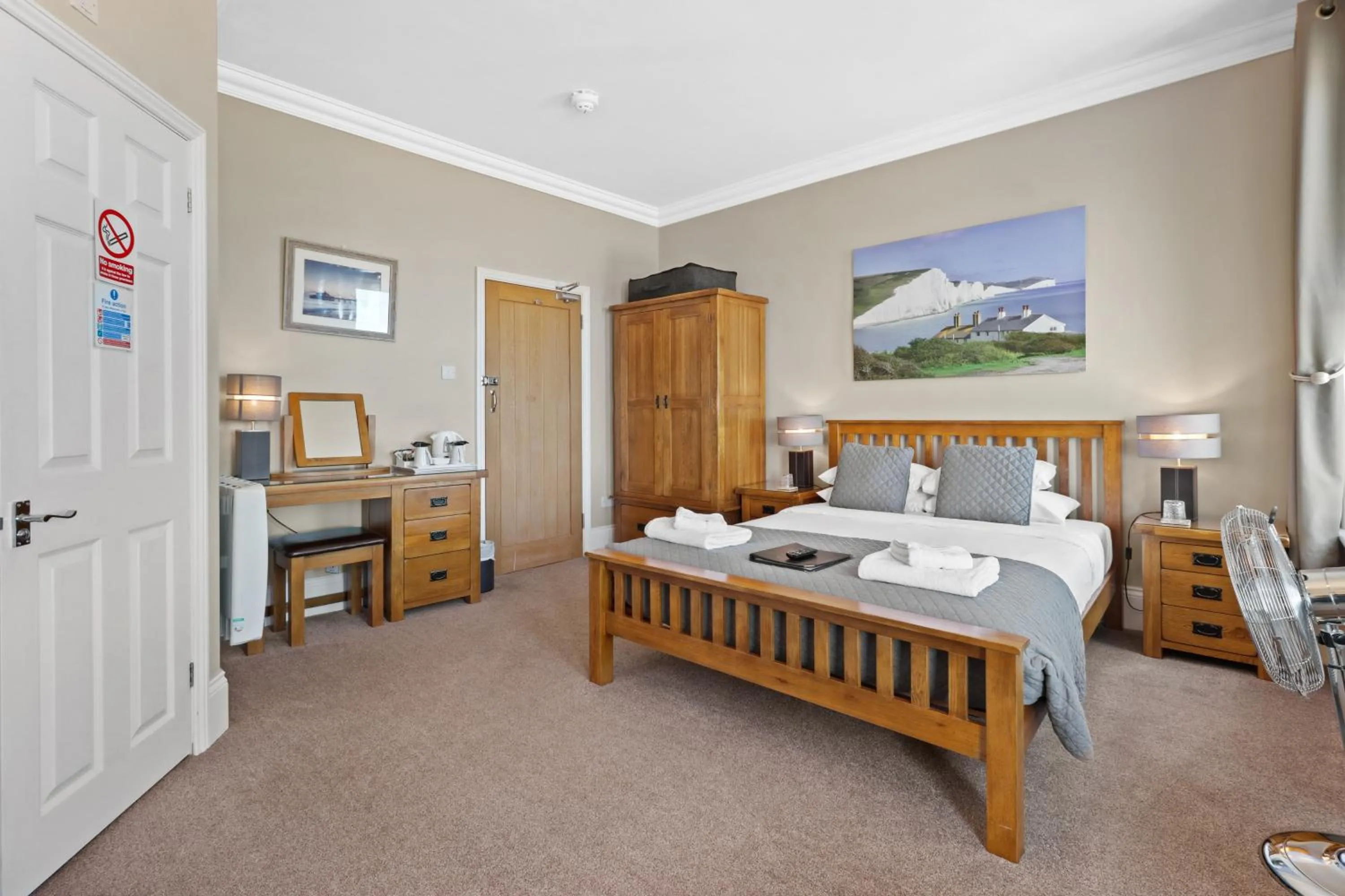 Bedroom, Bed in Beach Front Guest House