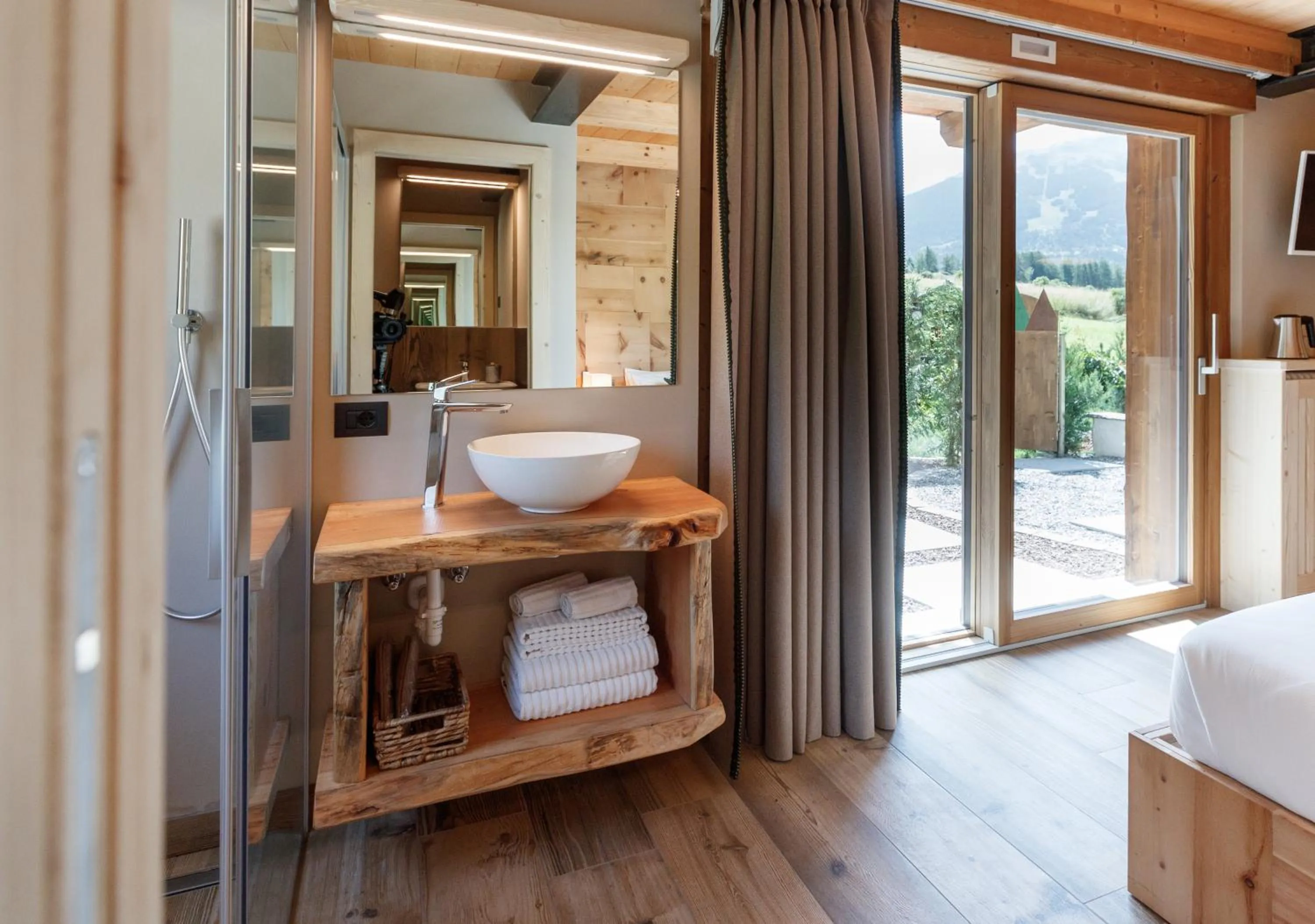 Shower, Bed in Agriturismo San Gallo