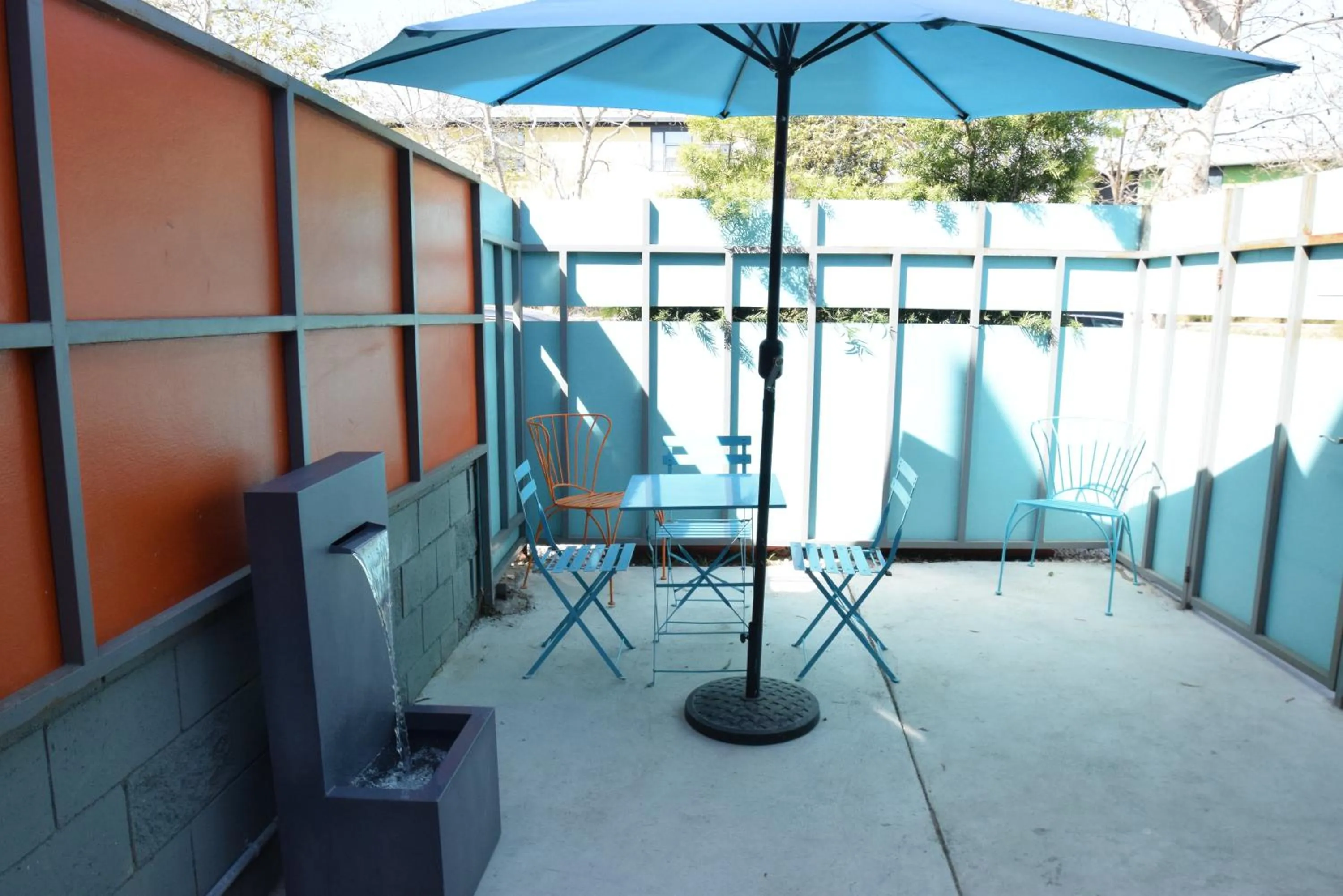 Patio in Venice Beach Apartments Monthly rents