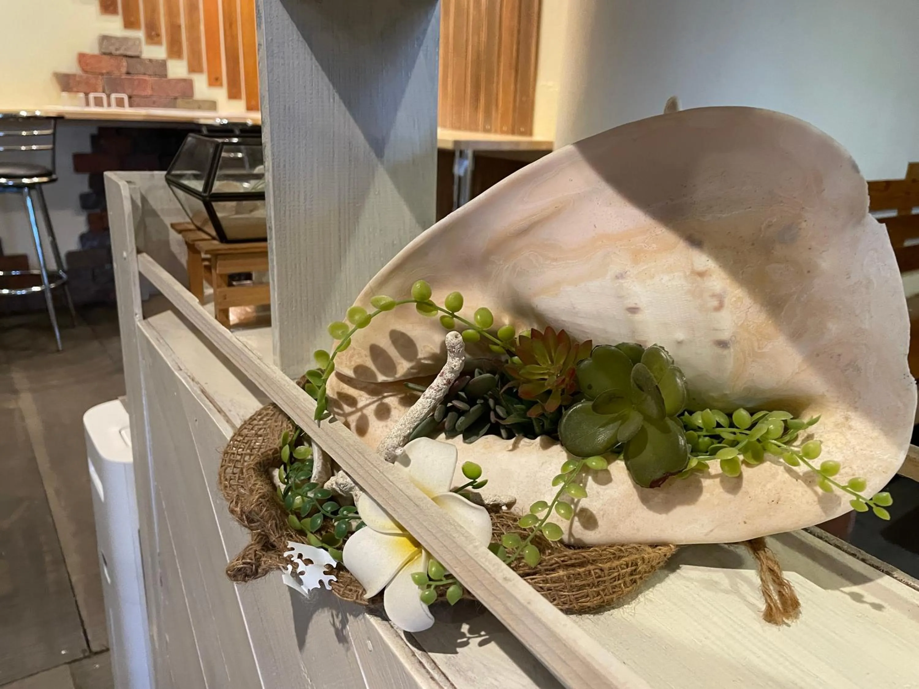 Restaurant/places to eat in Hotel de M