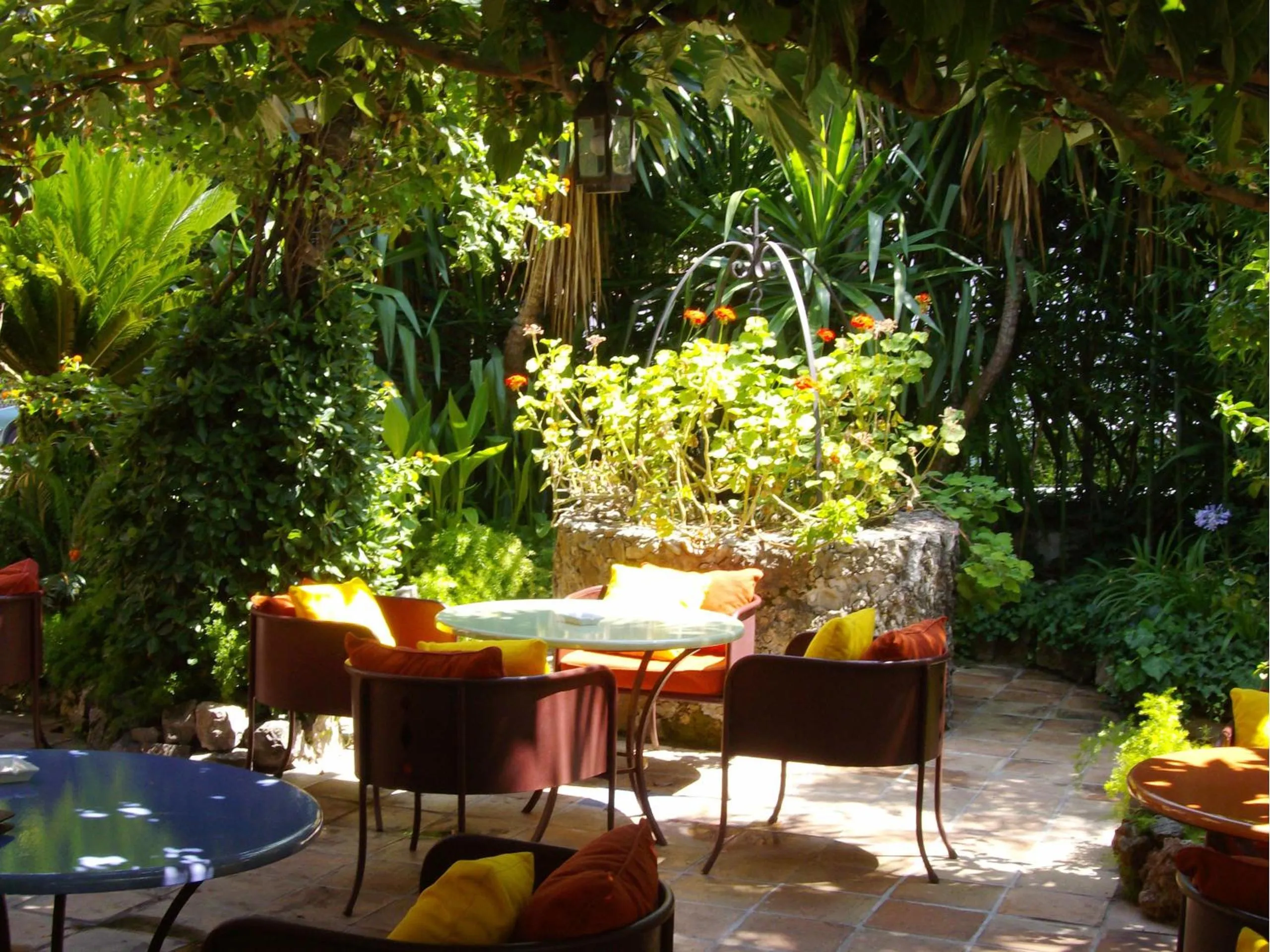 Balcony/Terrace in Hôtel La Villa Sainte Valérie Adults Only