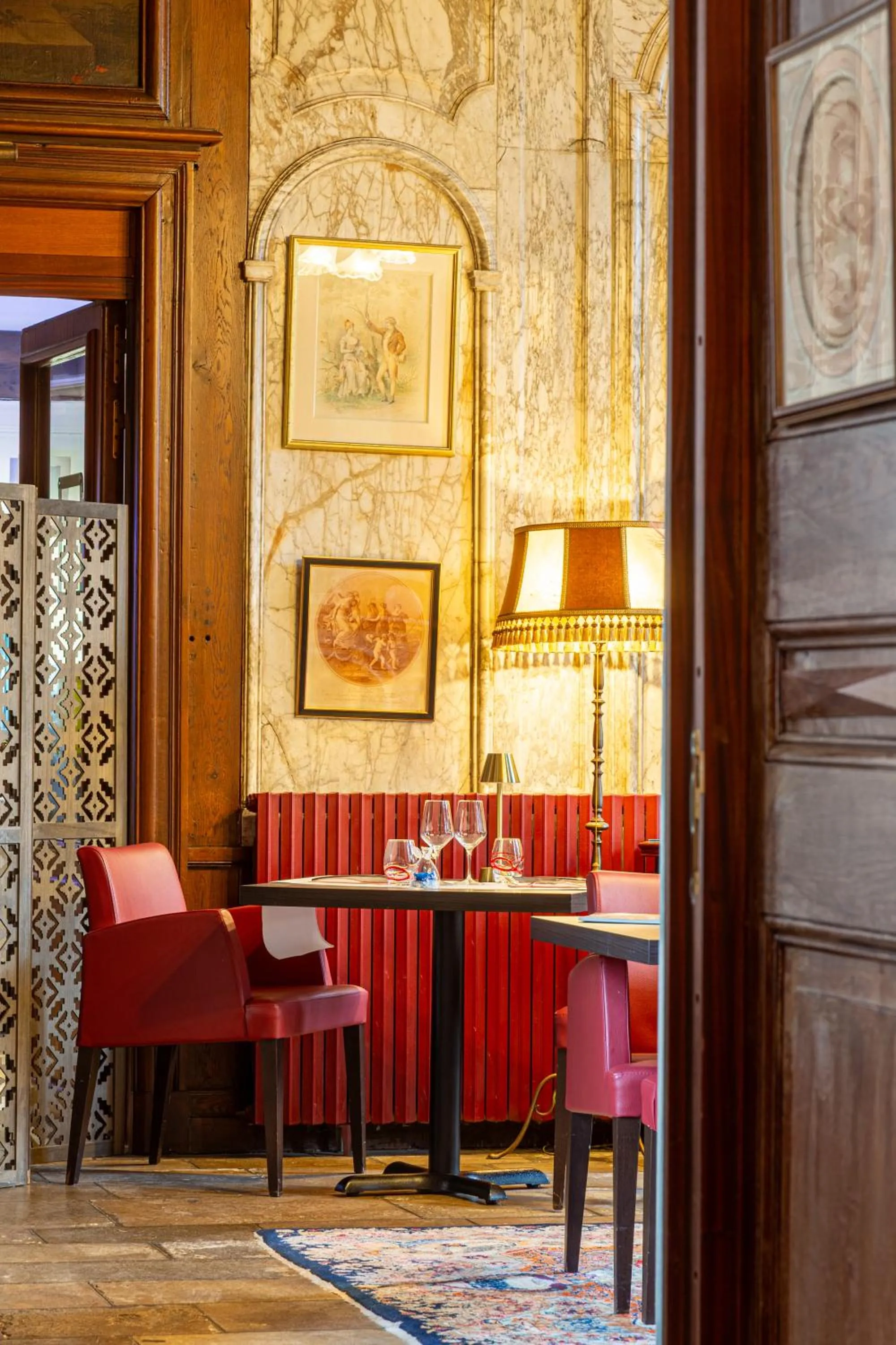 Restaurant/places to eat in Château Hôtel Du Colombier