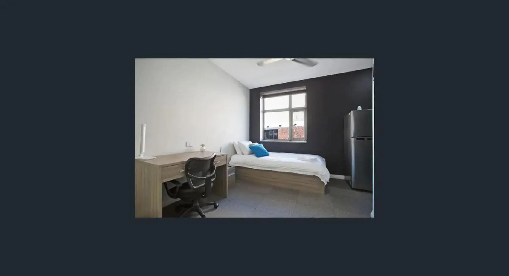 Photo of the whole room, Bed in Studios on King Photo of the whole room, Bed in Studios on King