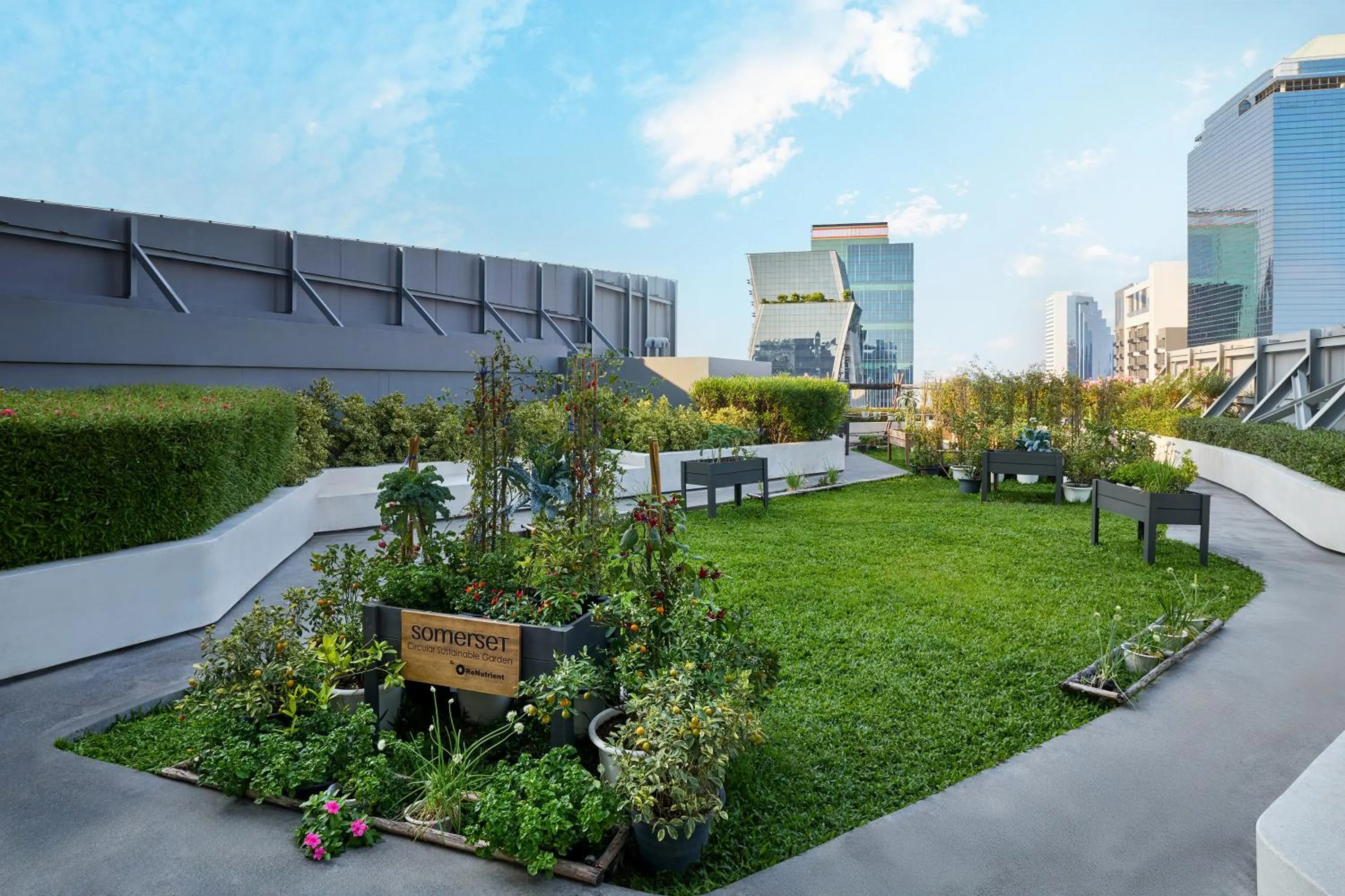 Garden in Somerset Rama 9 Bangkok