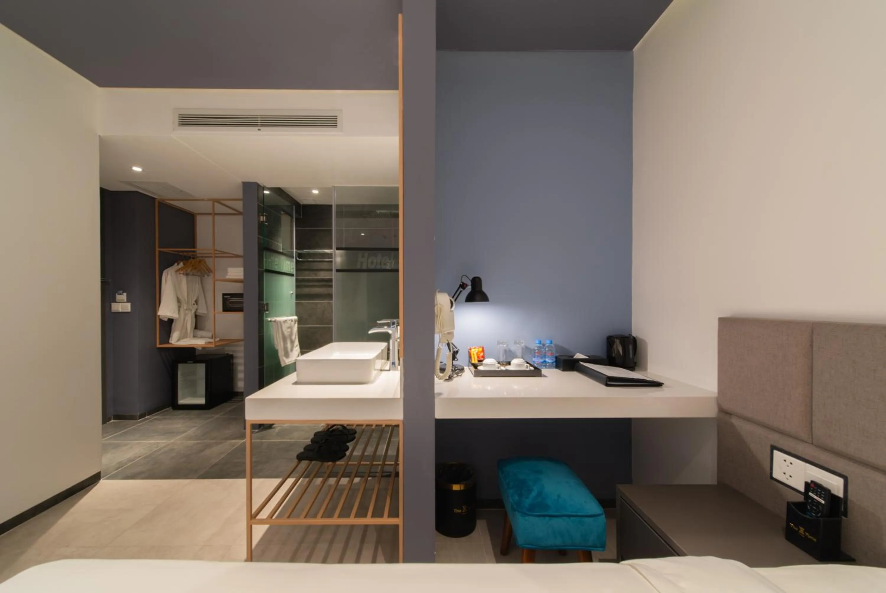 TV and multimedia in The Time Hotel