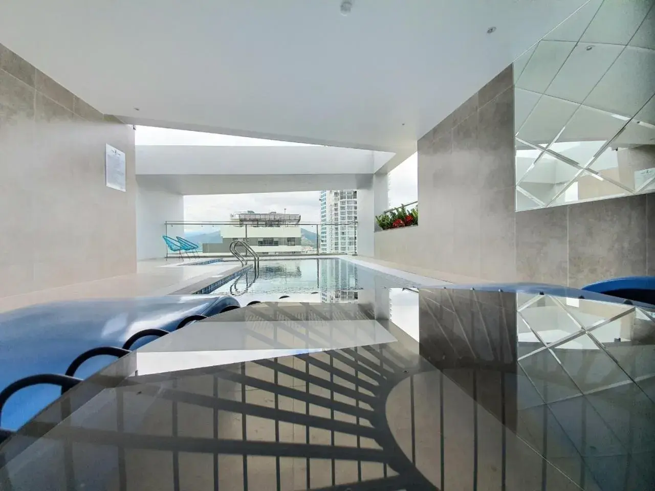 Swimming pool in The Time Hotel Swimming pool in The Time Hotel