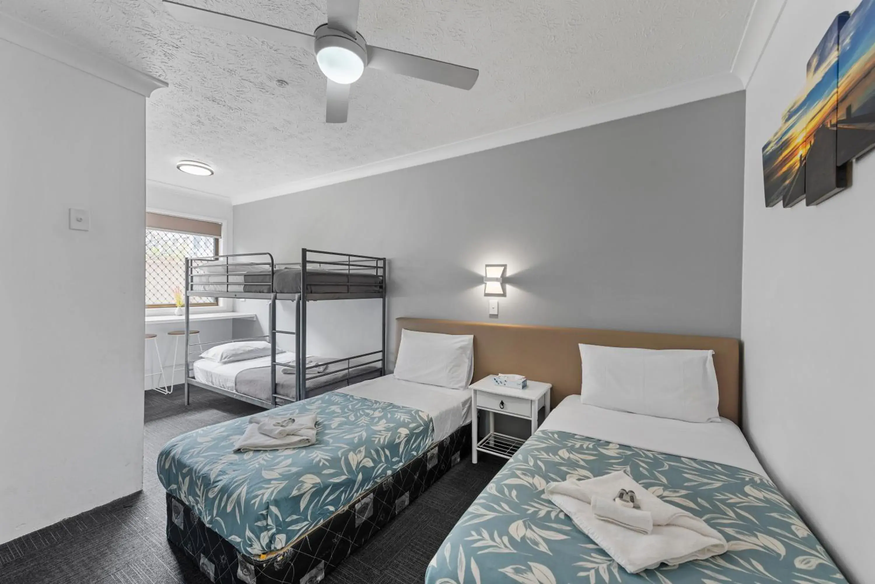 Family Room in Gold Coast Inn Family Room in Gold Coast Inn