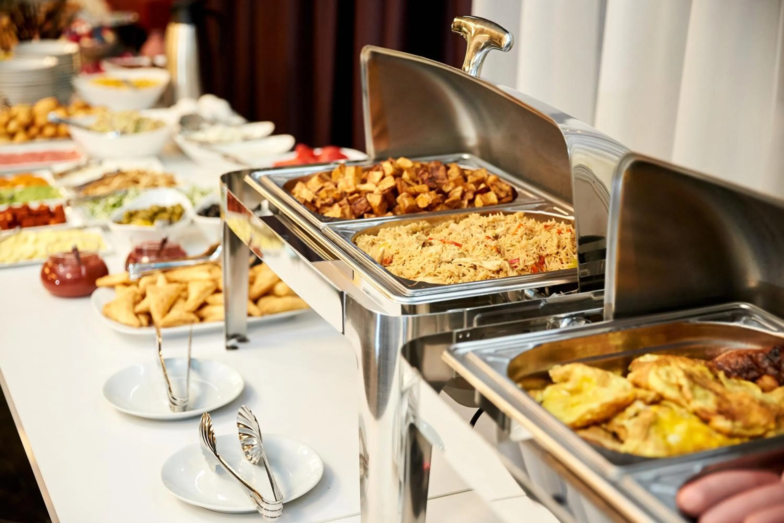 Restaurant/places to eat in Brosse Garden