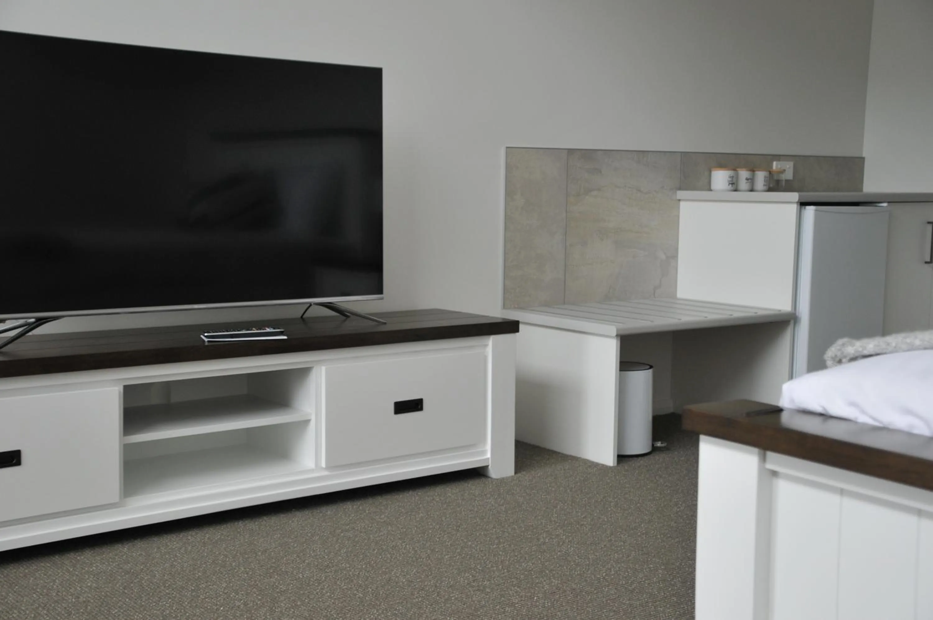 TV and multimedia in The Hub Bicheno