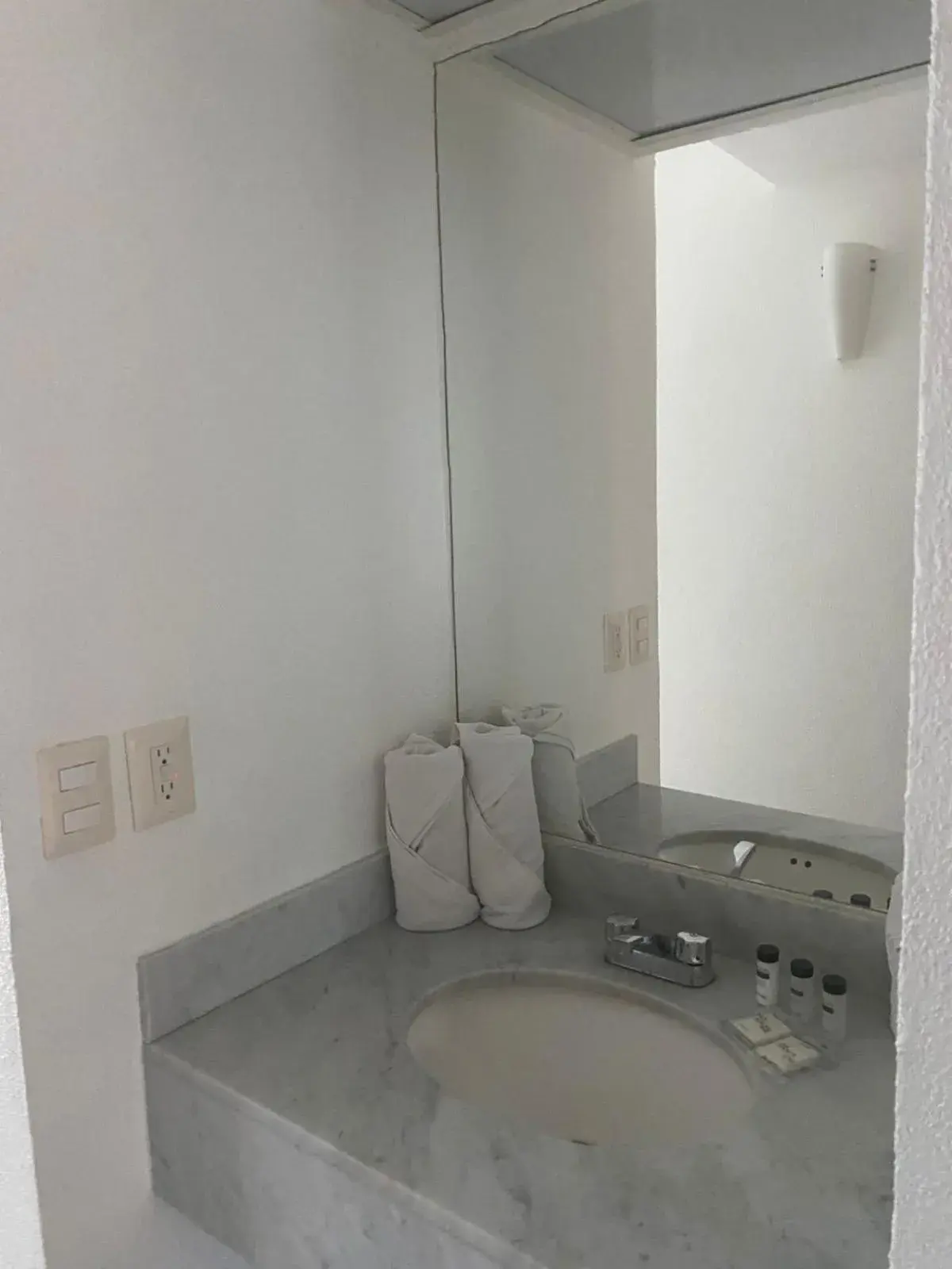 Double Room - single occupancy in Hotel Pez Vela Double Room - single occupancy in Hotel Pez Vela