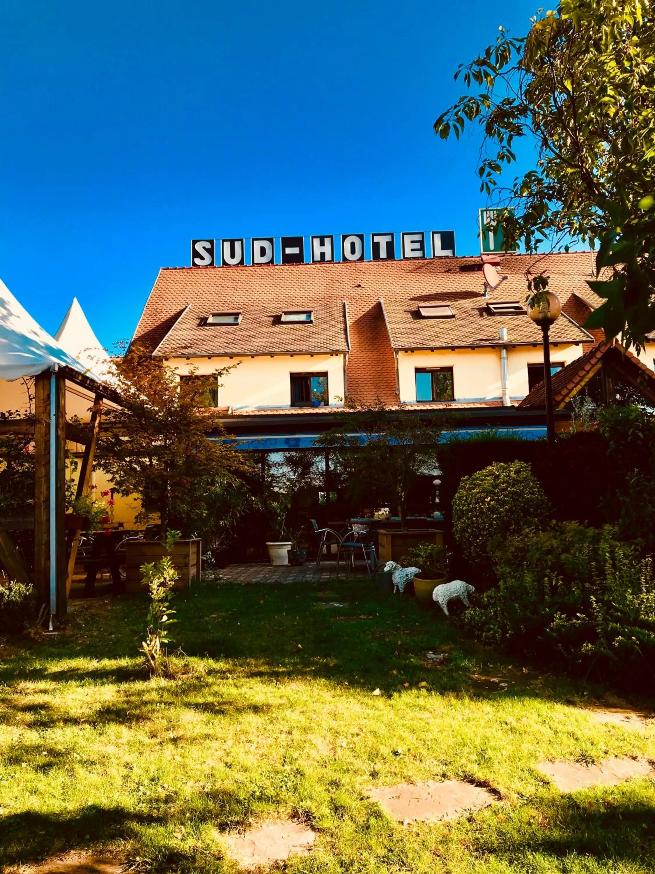 Sud Hotel