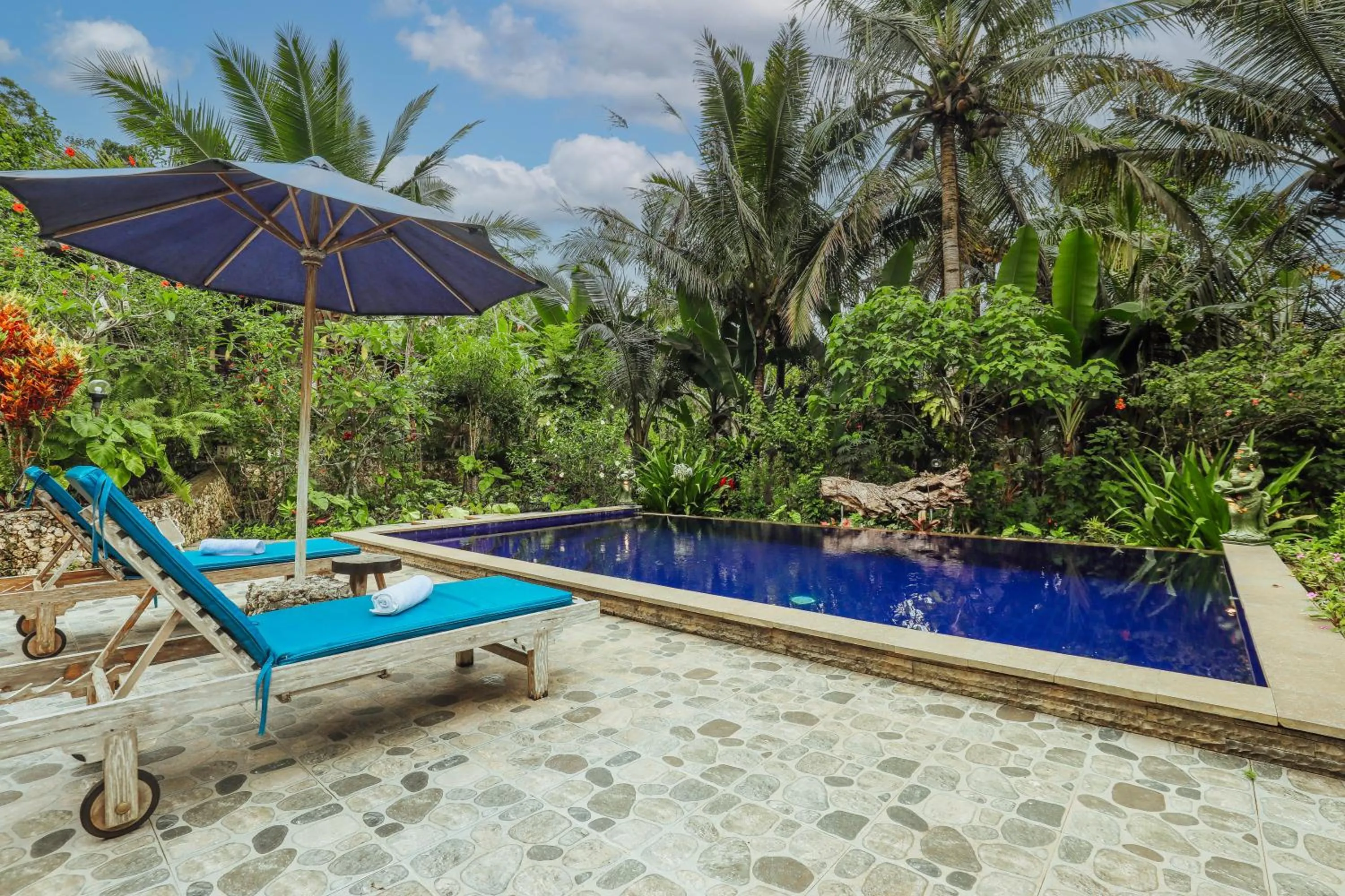 Swimming pool in The Tukad Gepuh Cottage and Resto