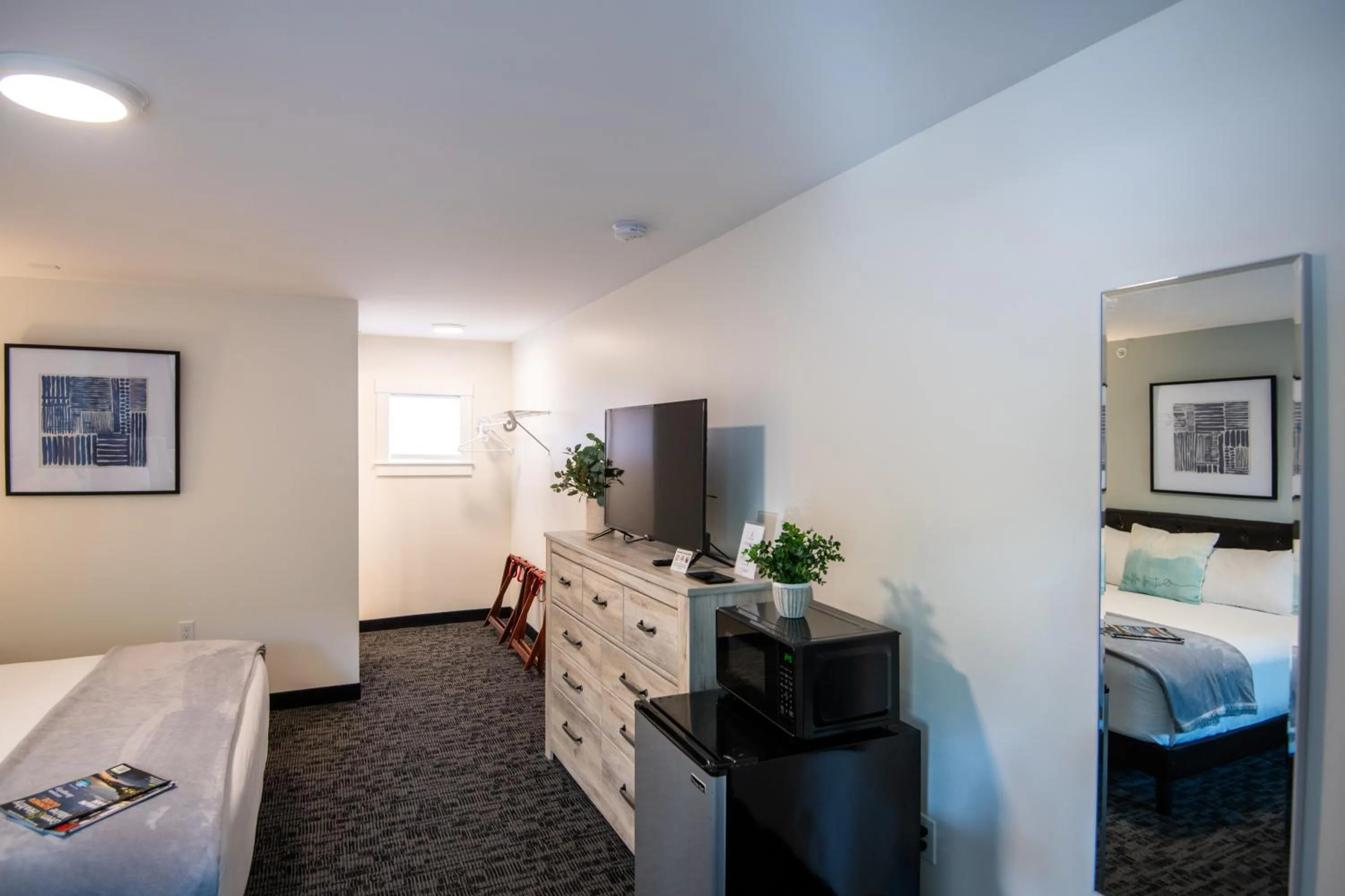 TV and multimedia, Bed in Anchorage Motel