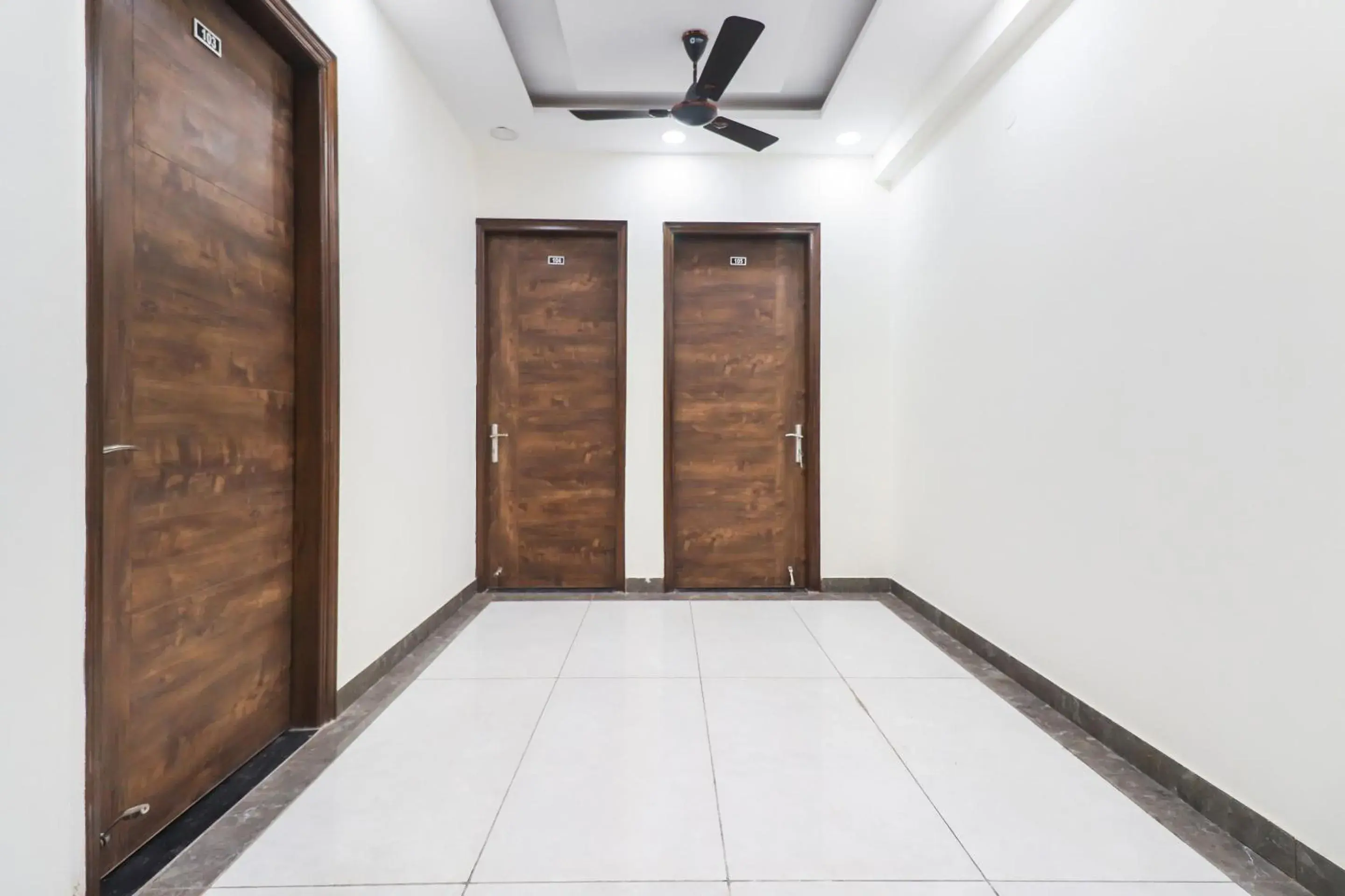 Lobby or reception in Collection O Green Leaf Residency Lobby or reception in Collection O Green Leaf Residency