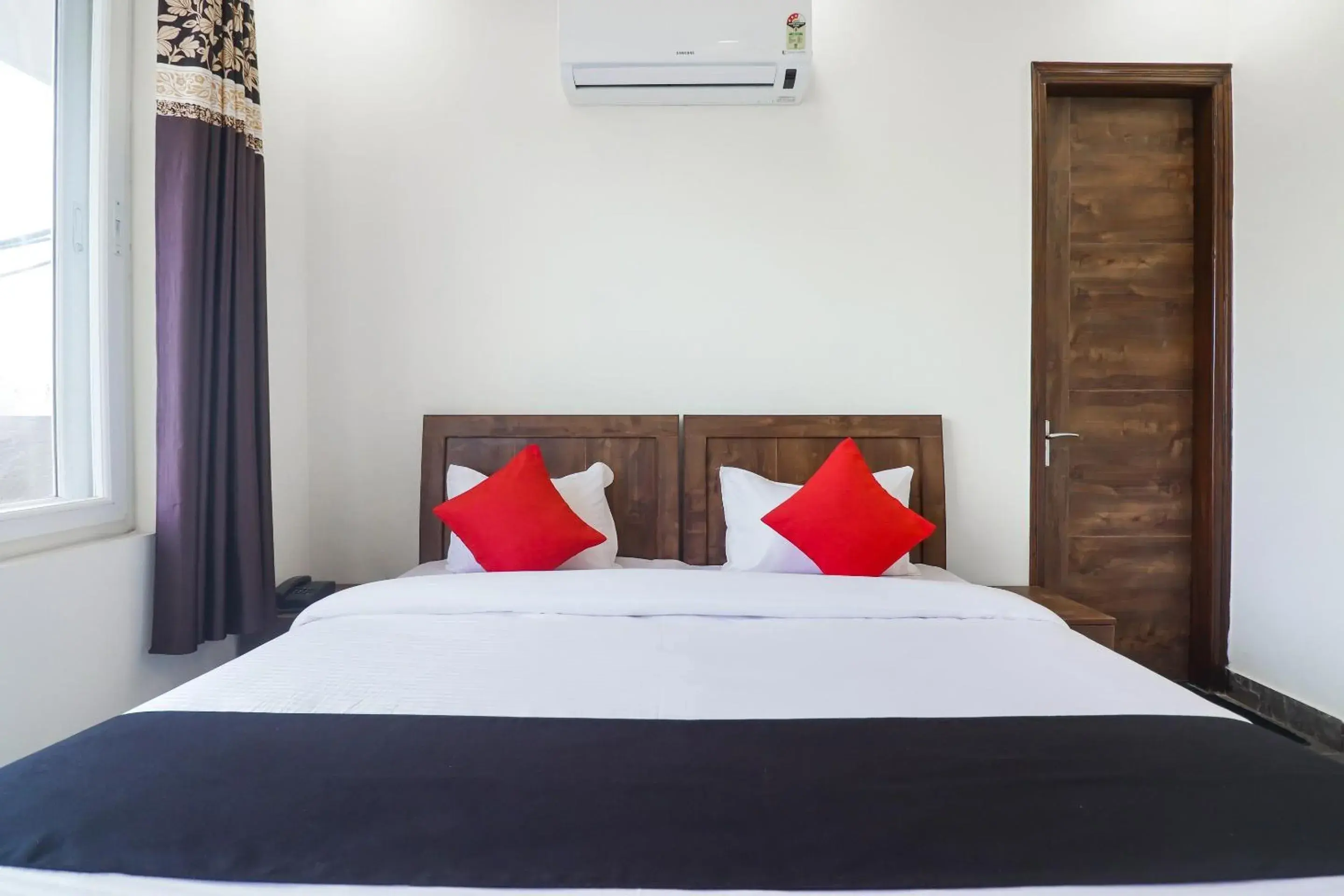 Bedroom in Collection O Green Leaf Residency Bedroom in Collection O Green Leaf Residency