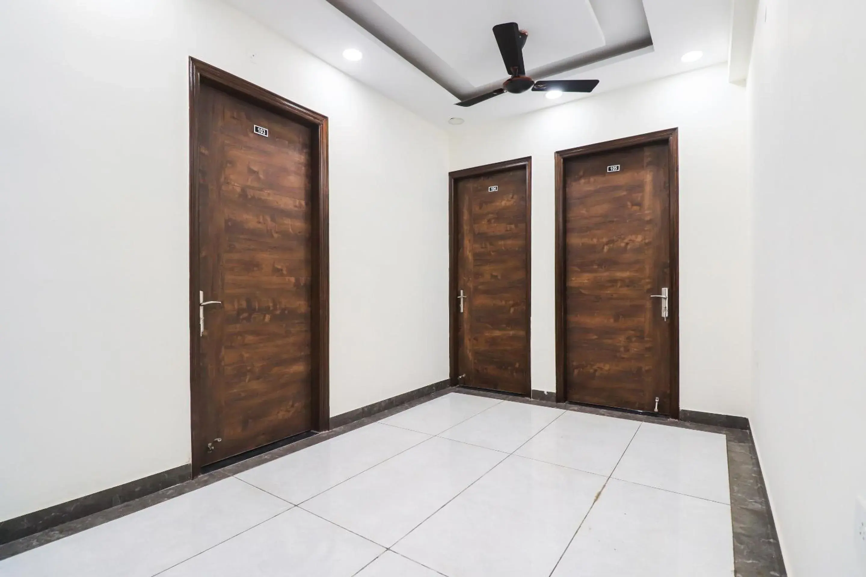 Lobby or reception in Collection O Green Leaf Residency Lobby or reception in Collection O Green Leaf Residency