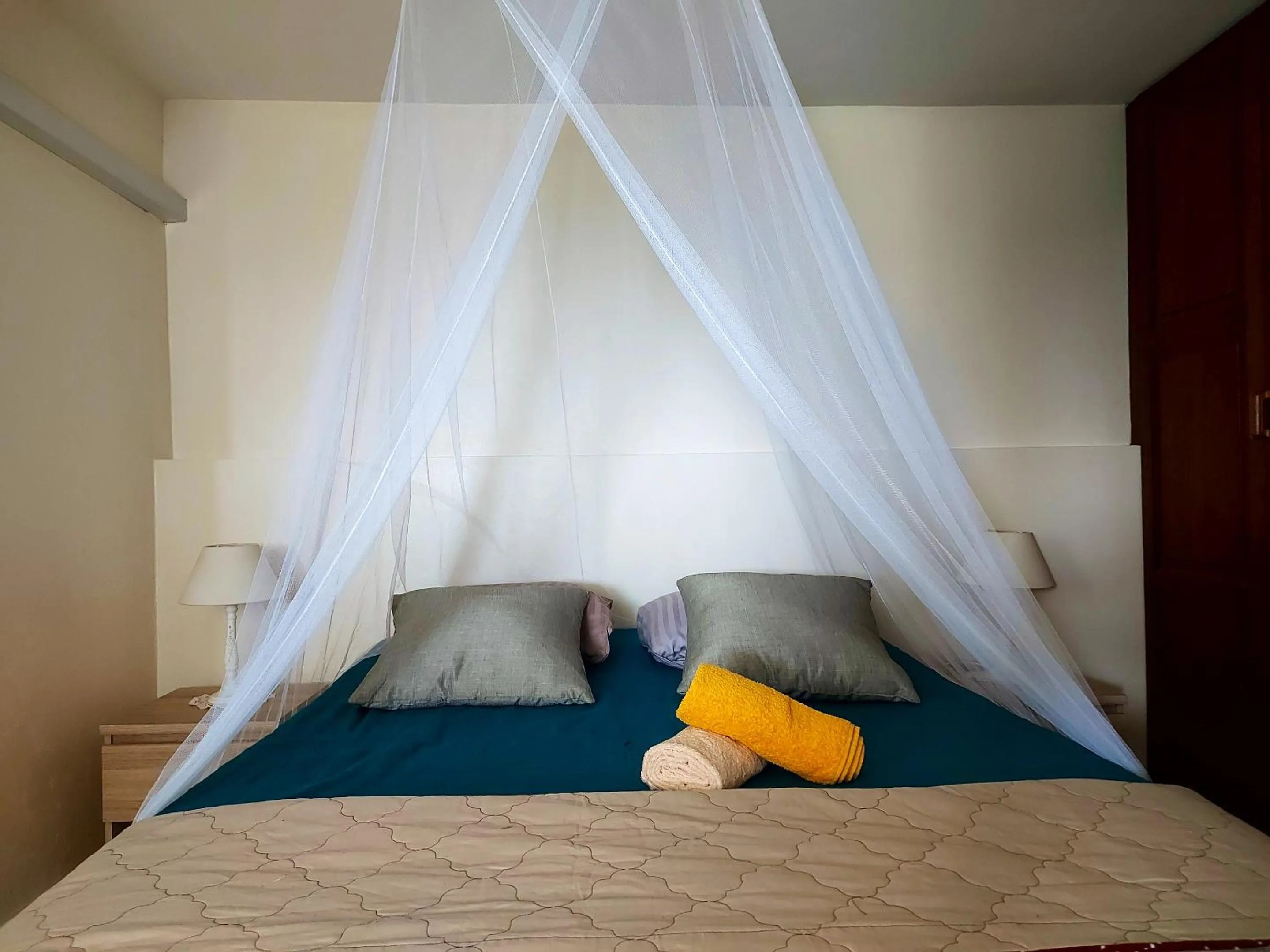 Bed in Maison charmante à Le Diamant avec vue sur mer et jardin