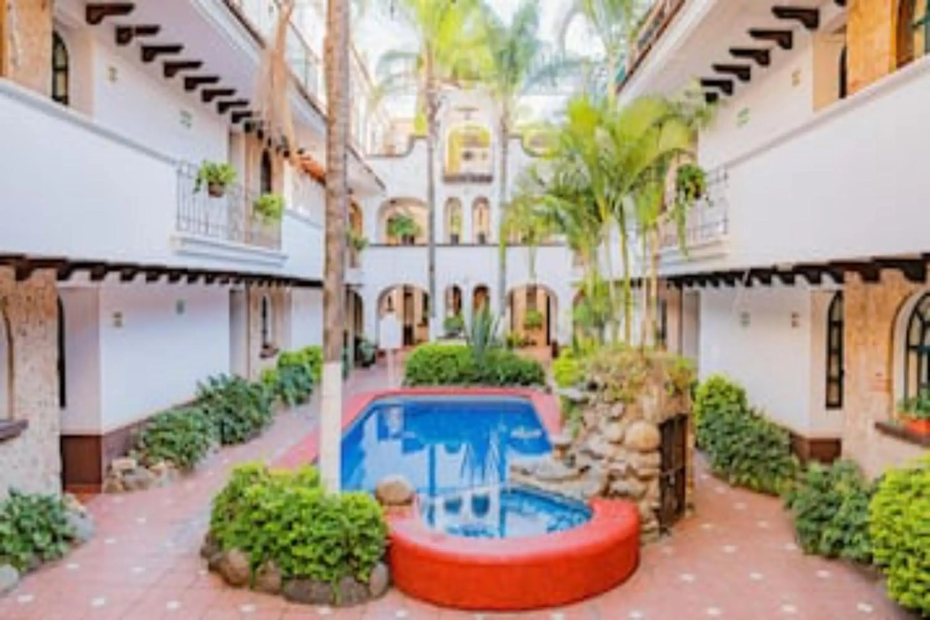 Garden view in Capital O Colón, Ciudad Guzmán Jalisco Garden view in Capital O Colón, Ciudad Guzmán Jalisco