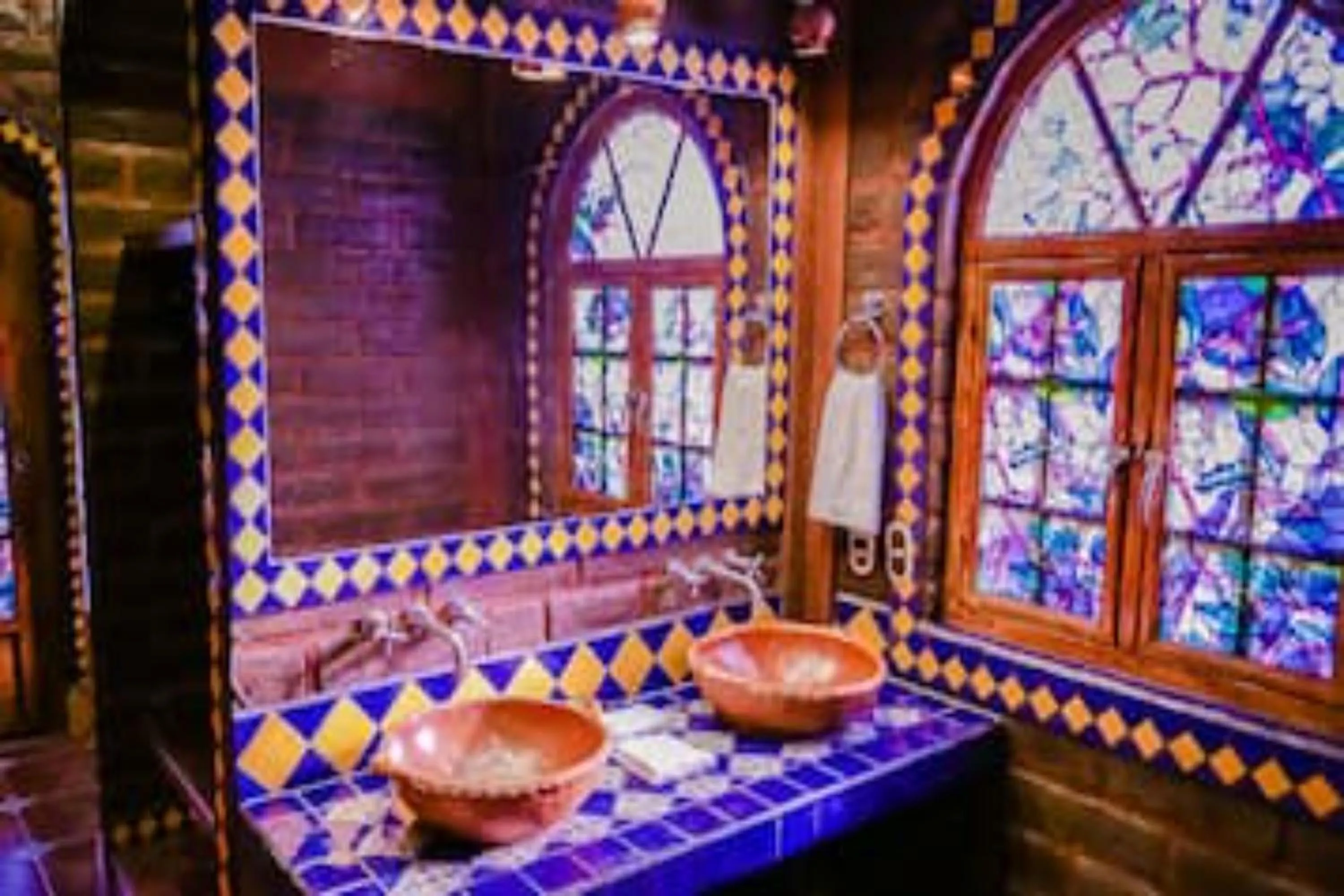 Bathroom in Capital O Colón, Ciudad Guzmán Jalisco