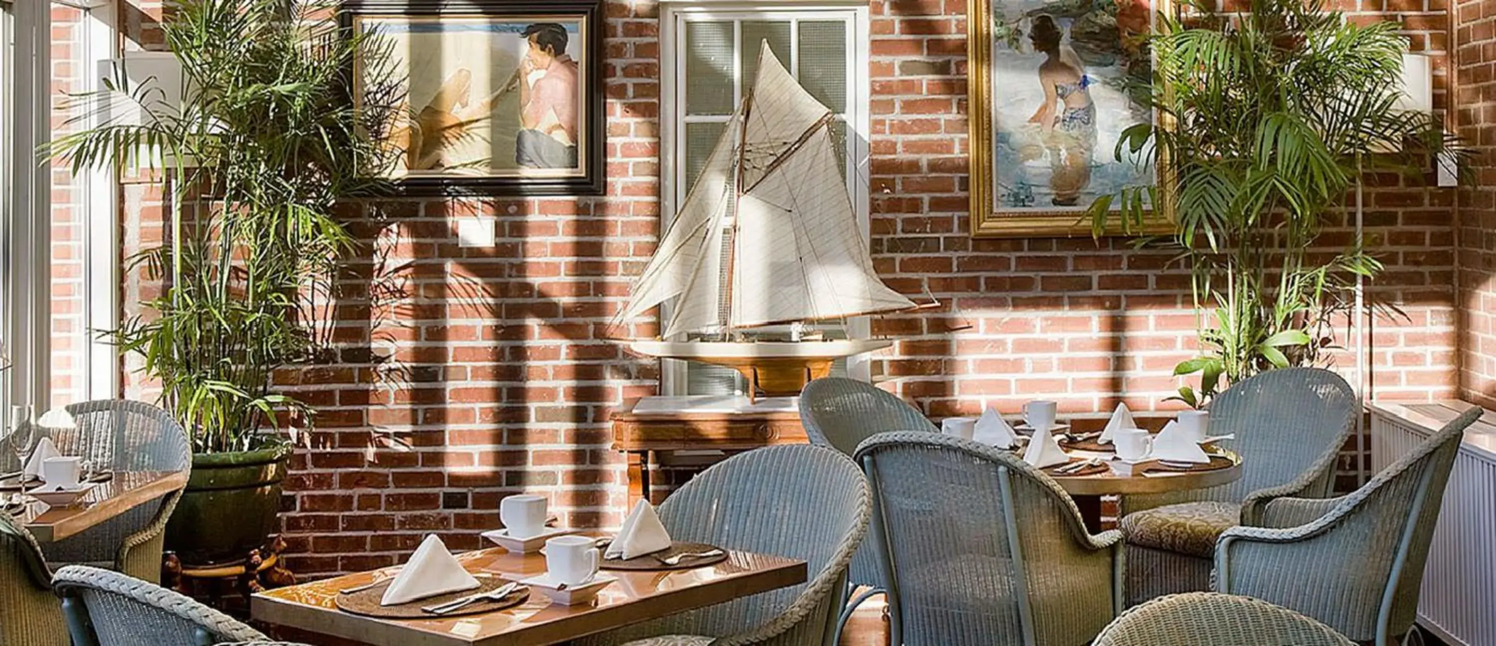 Restaurant/places to eat in The Vanderbilt, Auberge Resorts Collection Restaurant/places to eat in The Vanderbilt, Auberge Resorts Collection